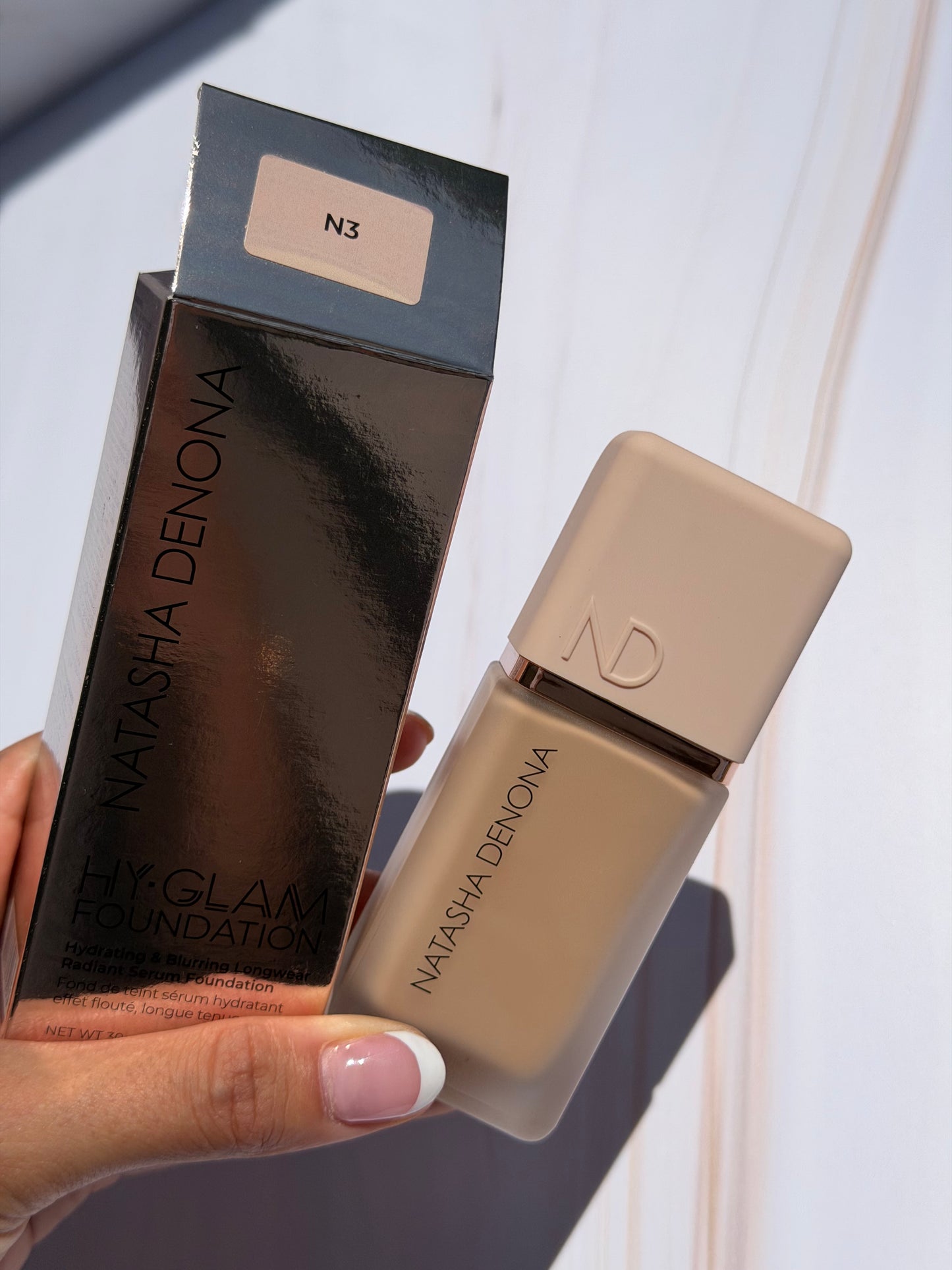 NATASHA DENONA - Hy-Glam Foundation Hydrating & Blurring Luminous Longwear Serum Foundation