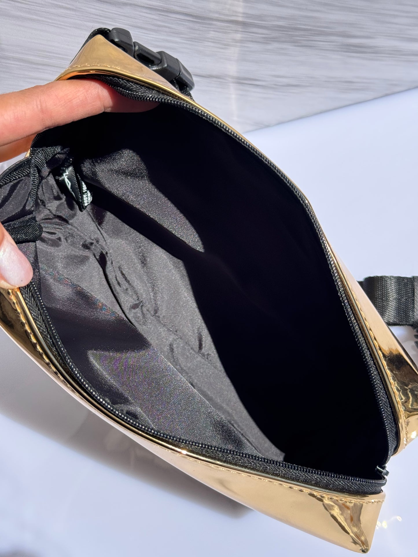 Cangurera MAC Dorada