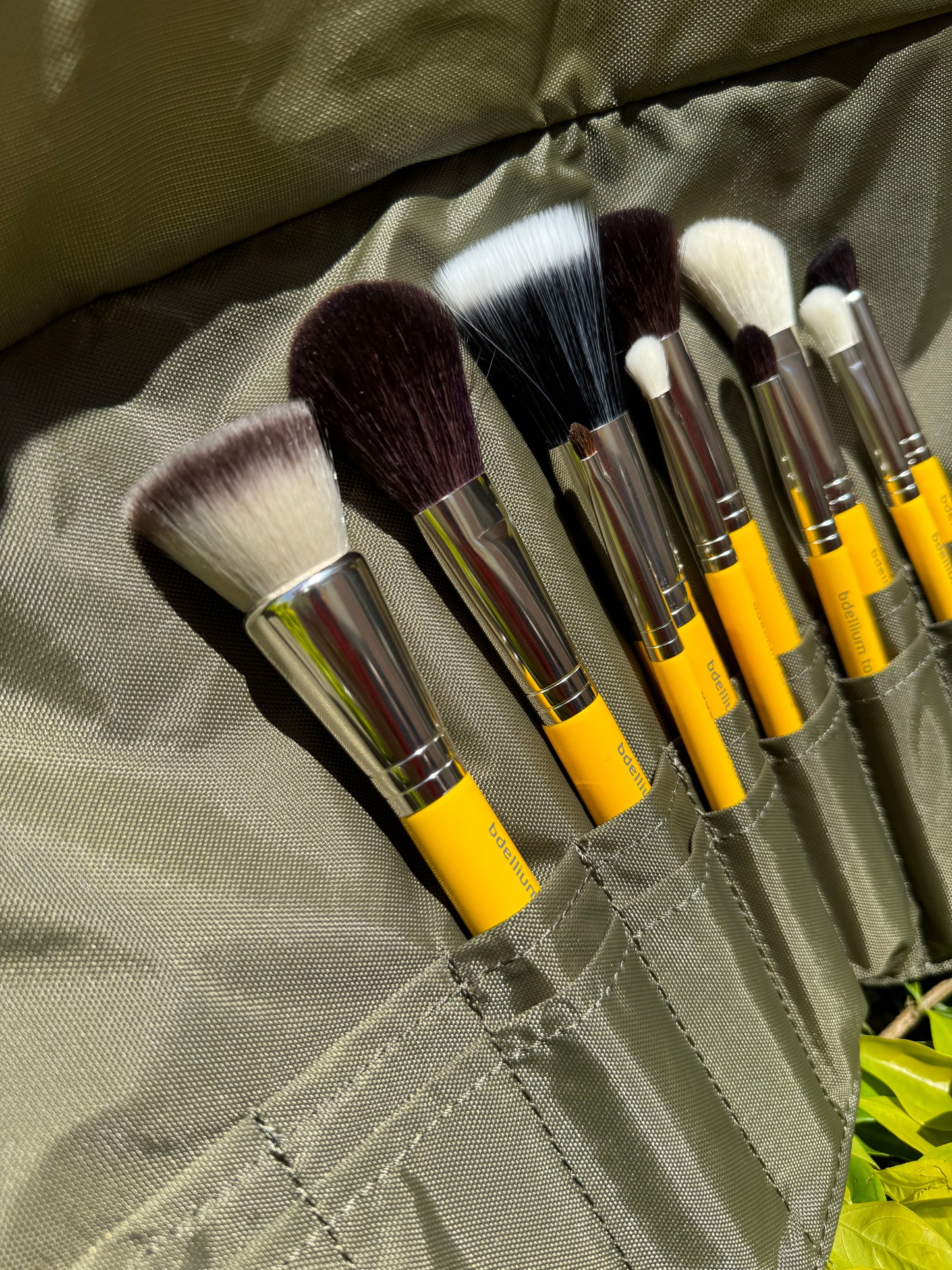 Studio Series Mineral 10pc. Brush Set- bdellium tools