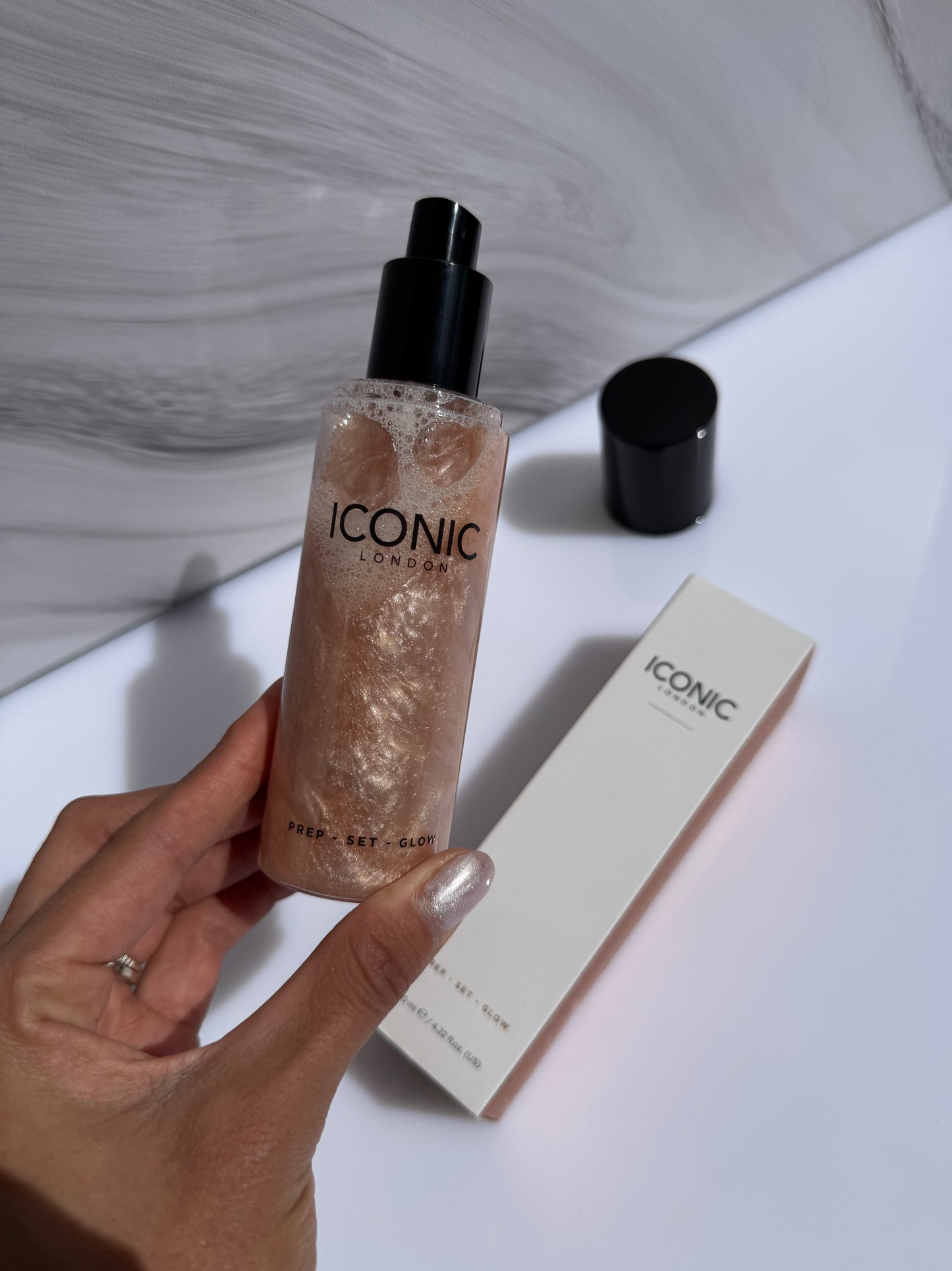 ICONIC LONDON Prep-Set-Glow Hydrating Setting Spray
