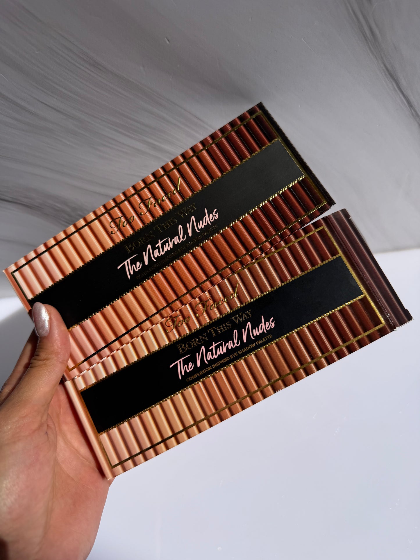 Too Faced- Born This Way The Natural Nudes Eyeshadow Palette