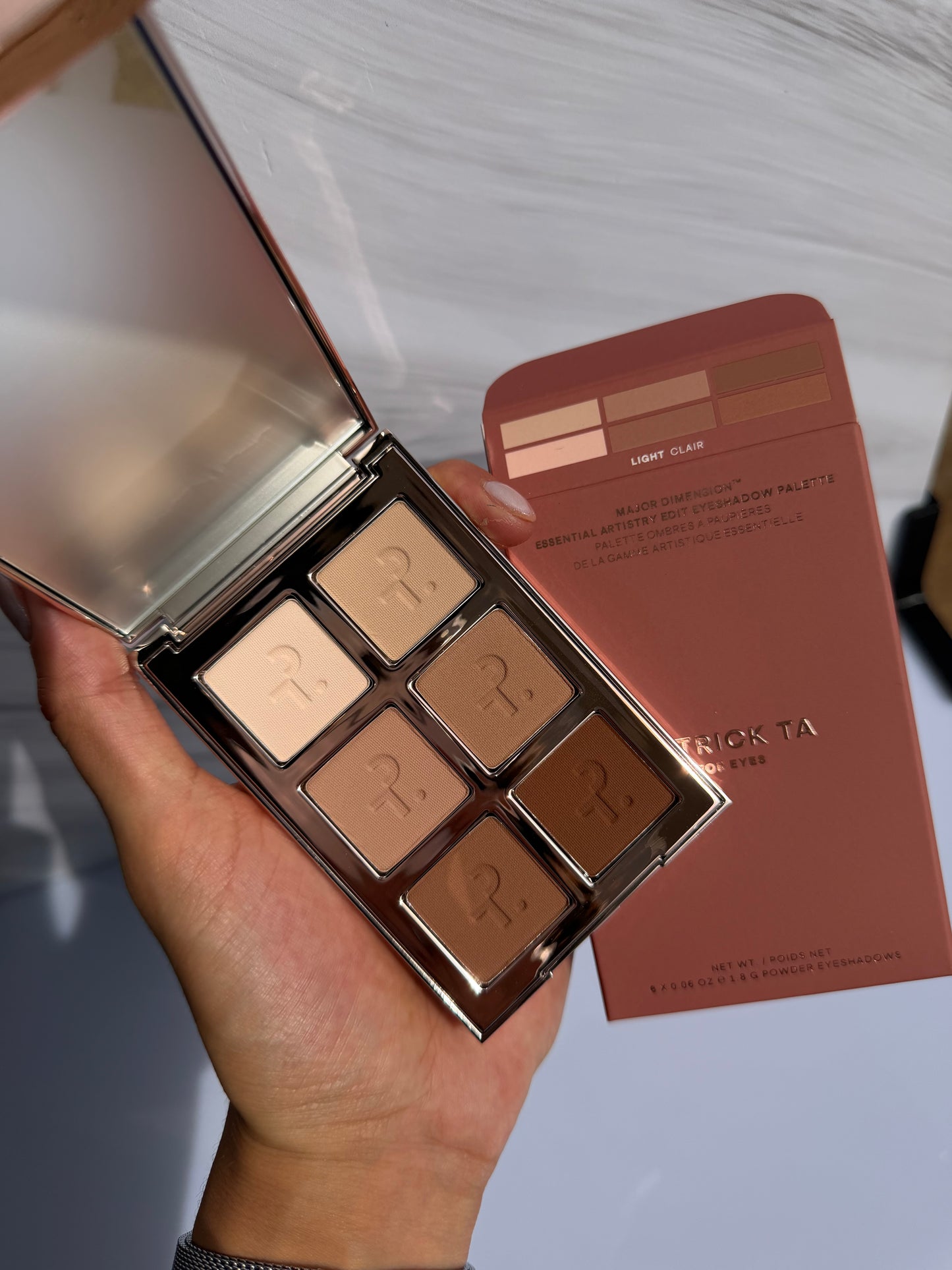 PATRICK TA Major Dimension Essential Artistry Edit Eyeshadow Palette- LIGHT CLAIR