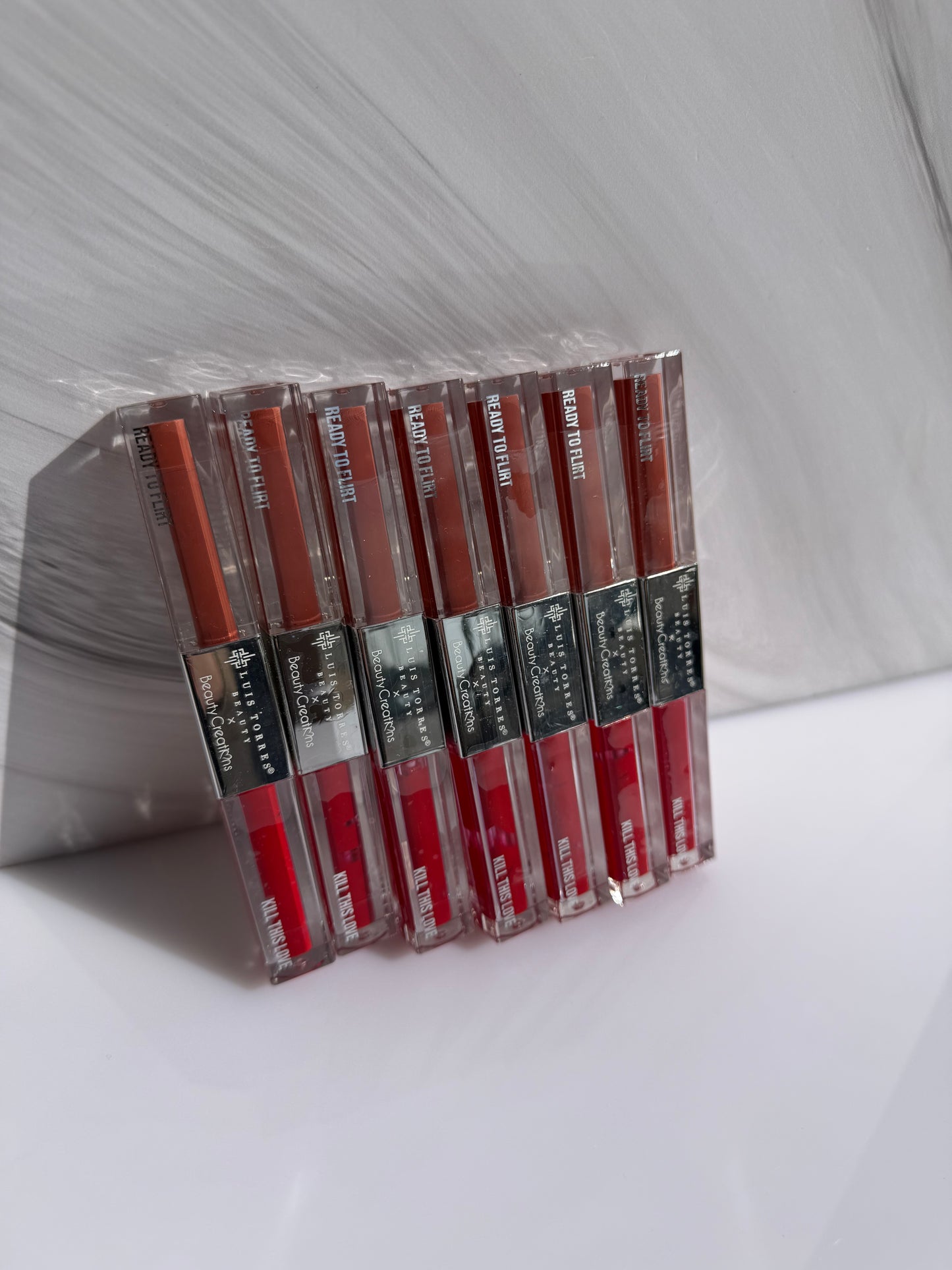 Labial Doble Liquido Matte Larga Duración LUIS TORRES X Beauty Creations