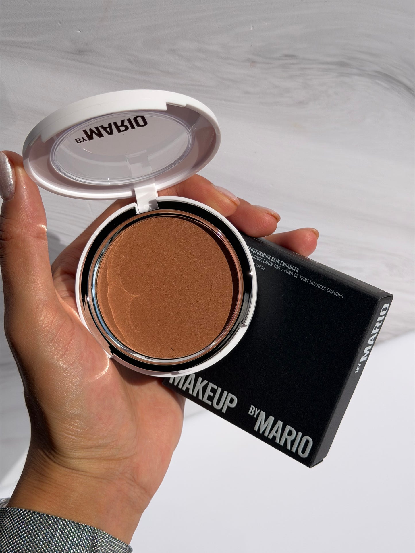 MAKEUP BY MARIO SoftSculpt Transforming Skin Enhancer- TONO- LIGHT MEDIUM