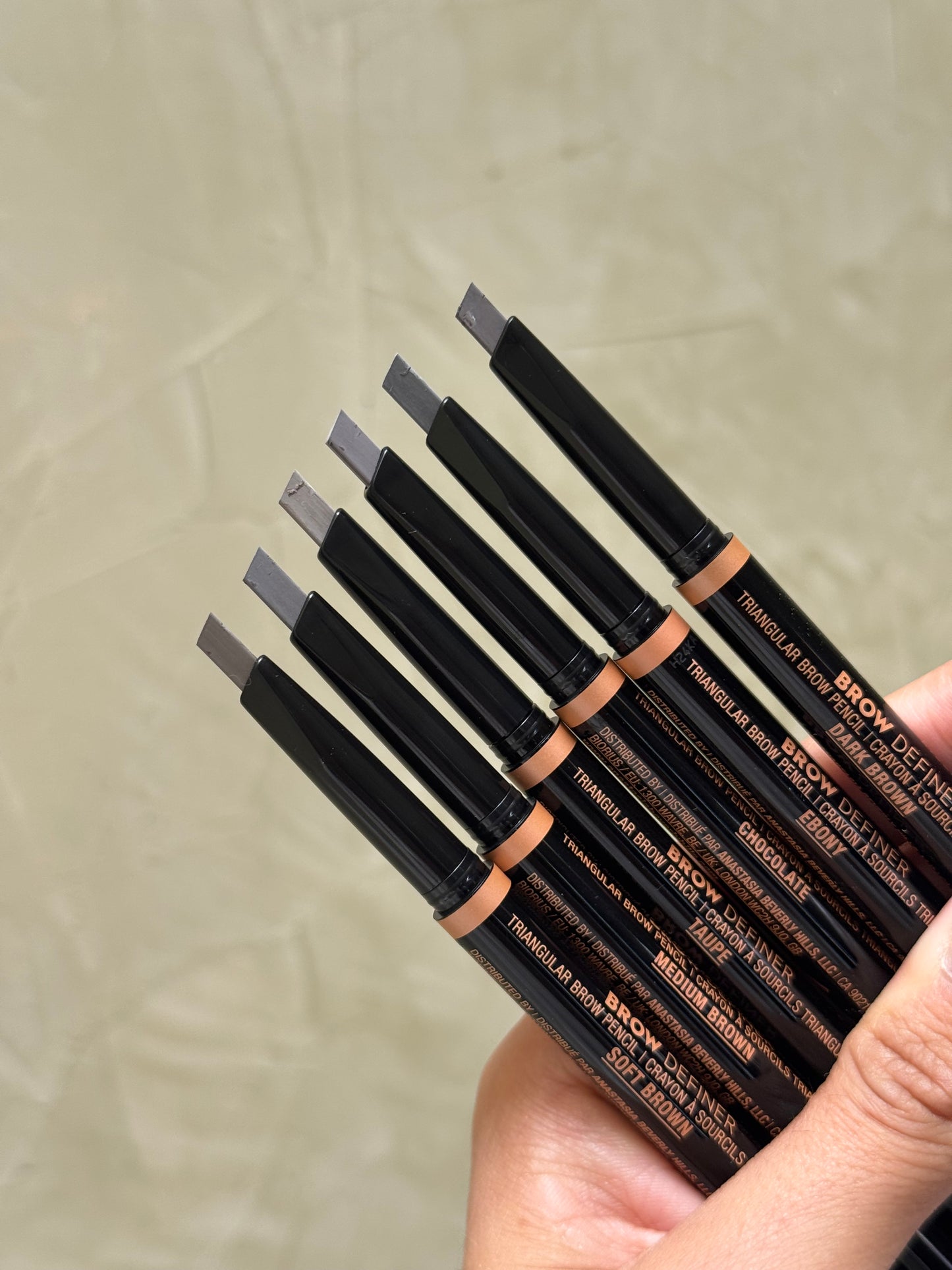 Anastasia Beverly Hills Brow Definer 3-in-1 Triangle Tip Easy Precision Eyebrow Pencil