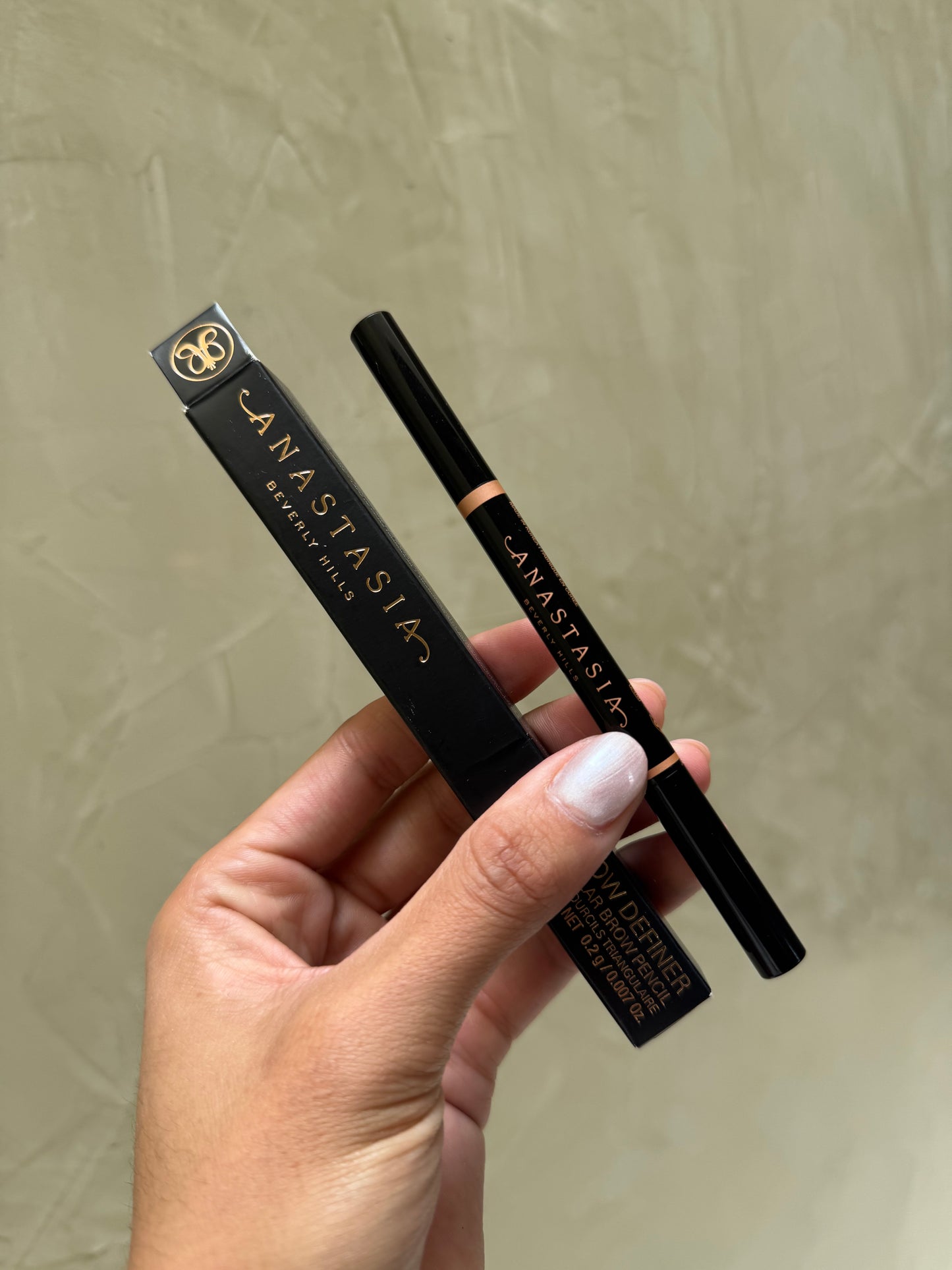 Anastasia Beverly Hills Brow Definer 3-in-1 Triangle Tip Easy Precision Eyebrow Pencil