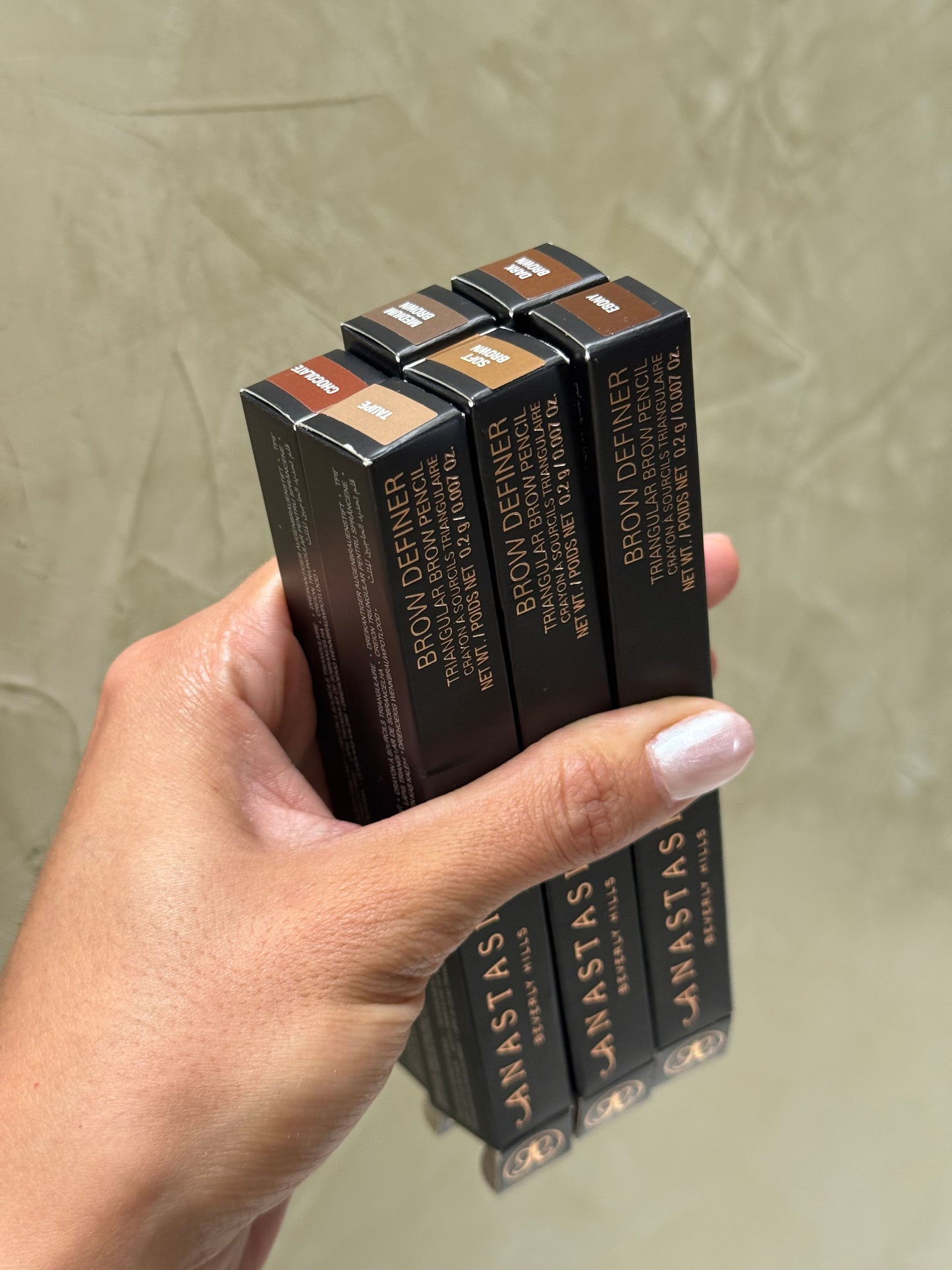 Anastasia Beverly Hills Brow Definer 3-in-1 Triangle Tip Easy Precision Eyebrow Pencil