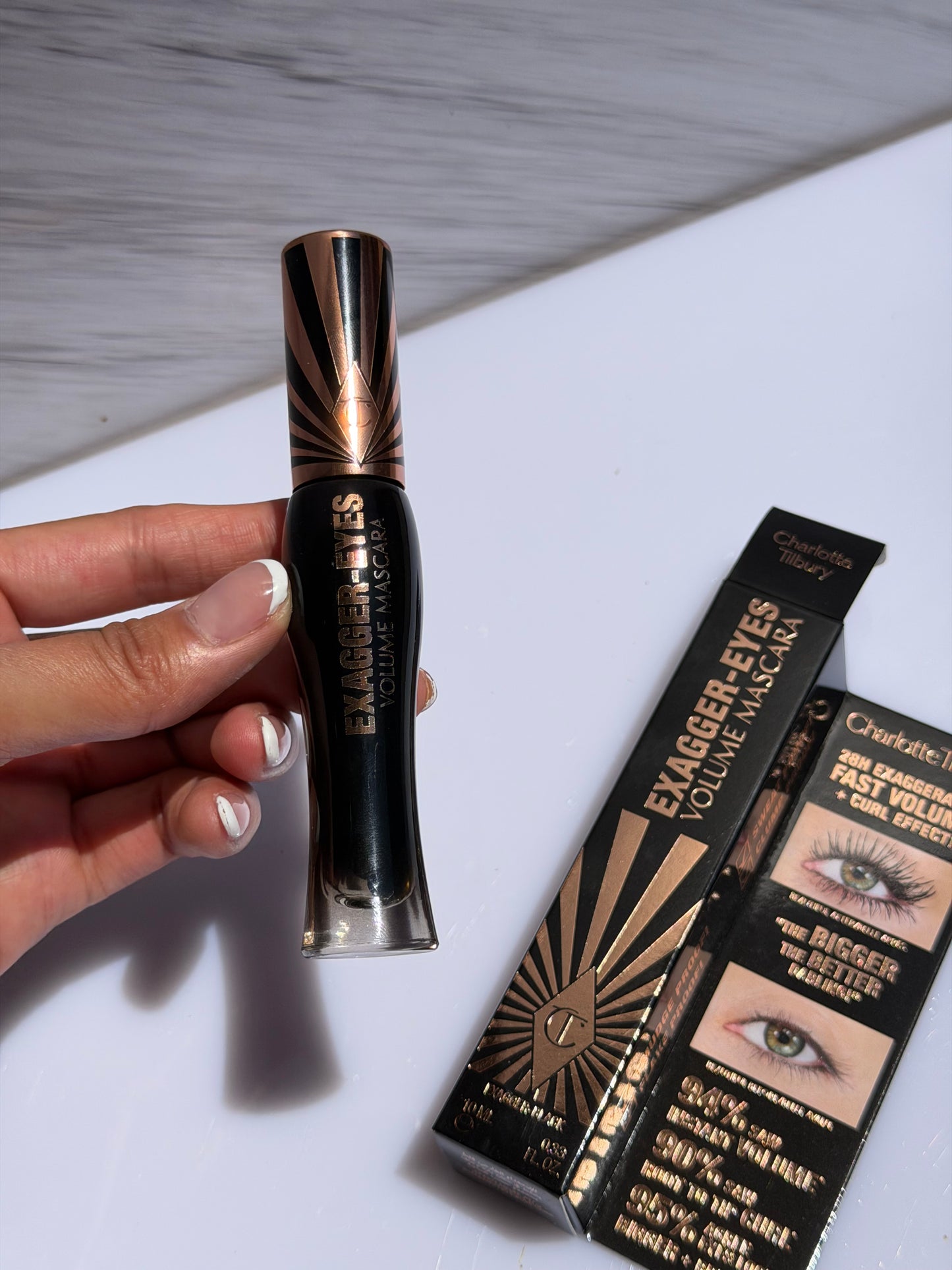 Charlotte Tilbury-Exagger-eyes Volumizing and Curling Mascara