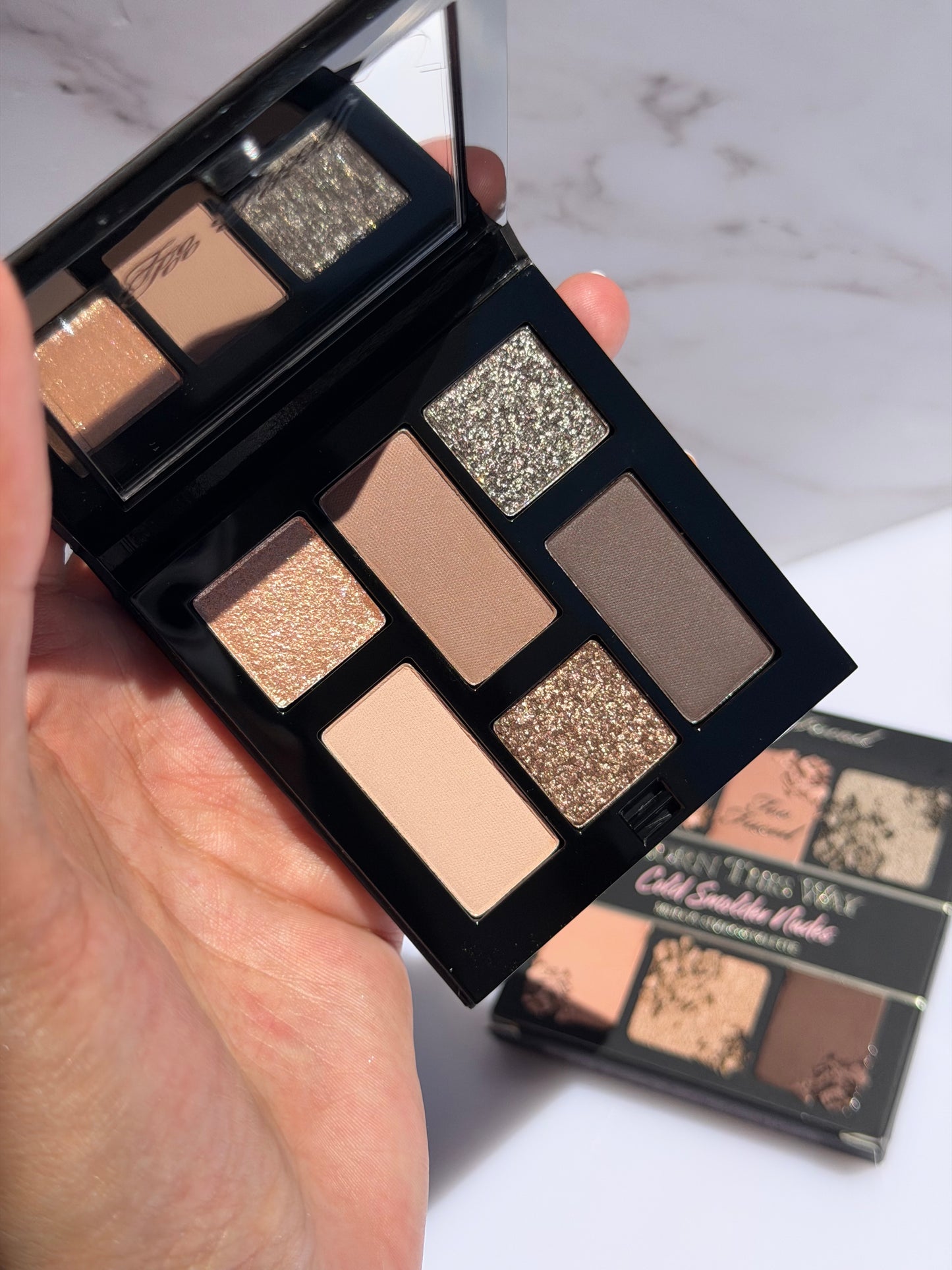 Too Faced-Mini Born This Way Complexion-Inspired Eyeshadow Palette