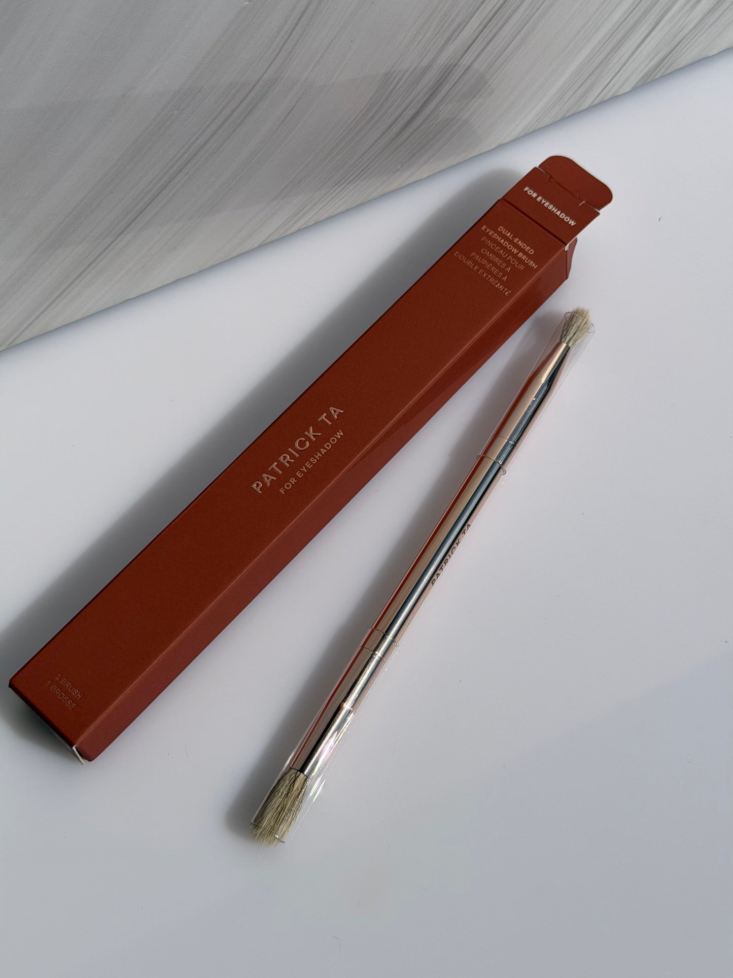 PATRICK TA Dual Ended Eyeshadow Brush- For Eyeshadow