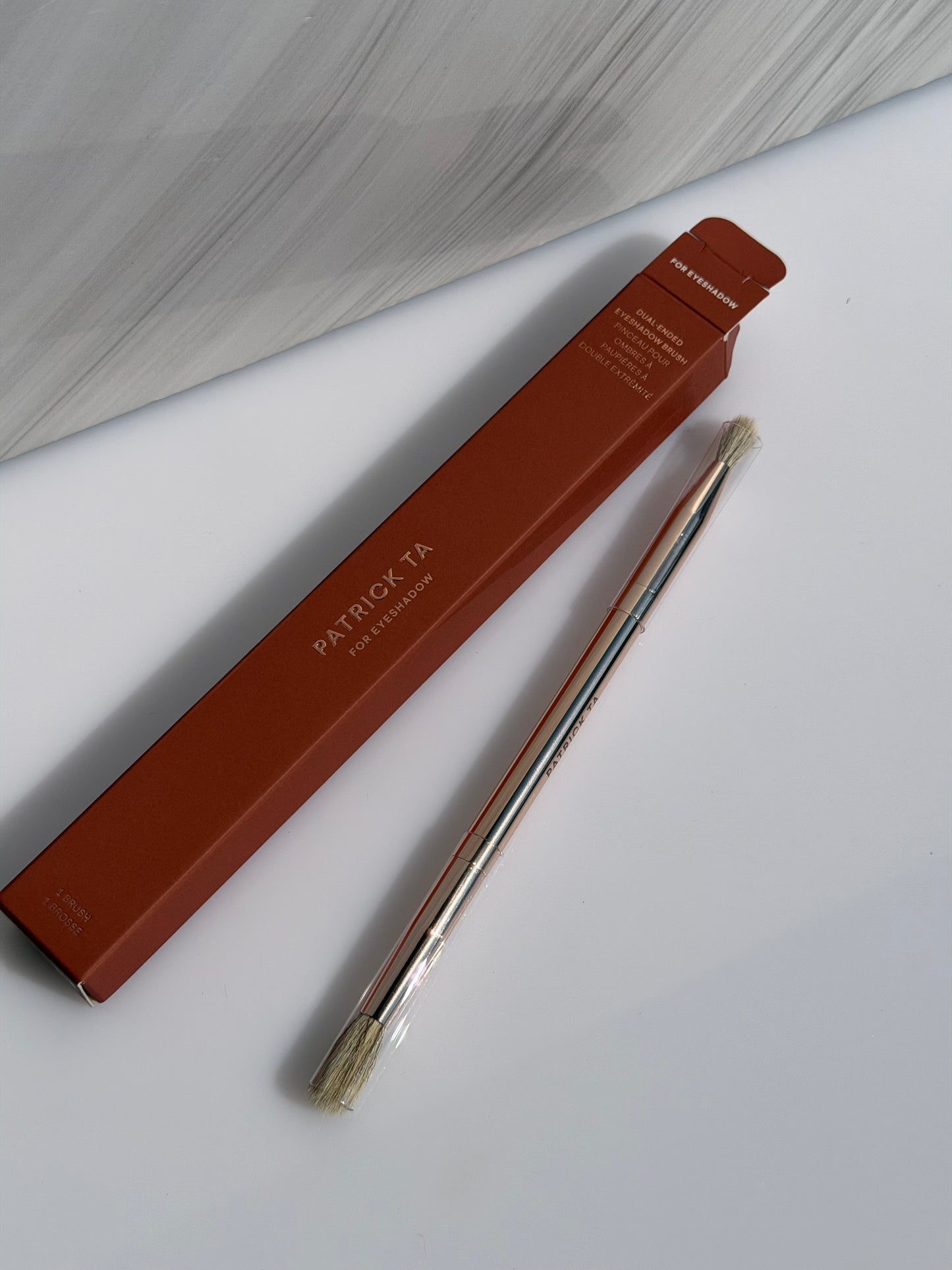 PATRICK TA Dual Ended Eyeshadow Brush- For Eyeshadow