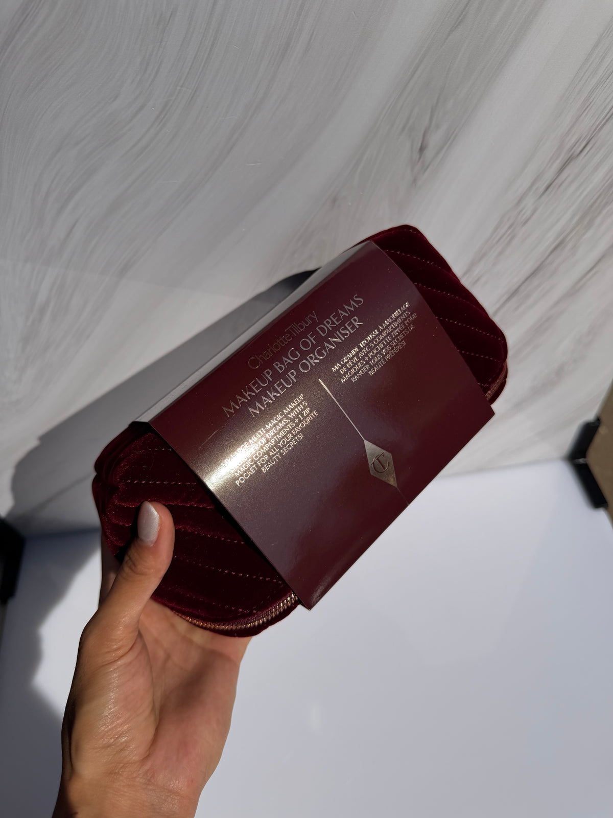 MAKEUP BAG OF DREAMS - Charlotte Tilbury Cosmetiquera