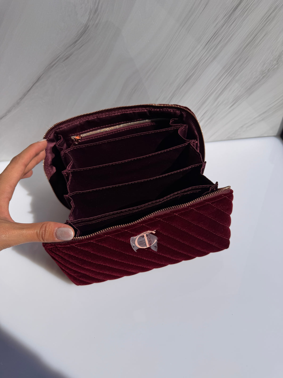 MAKEUP BAG OF DREAMS - Charlotte Tilbury Cosmetiquera