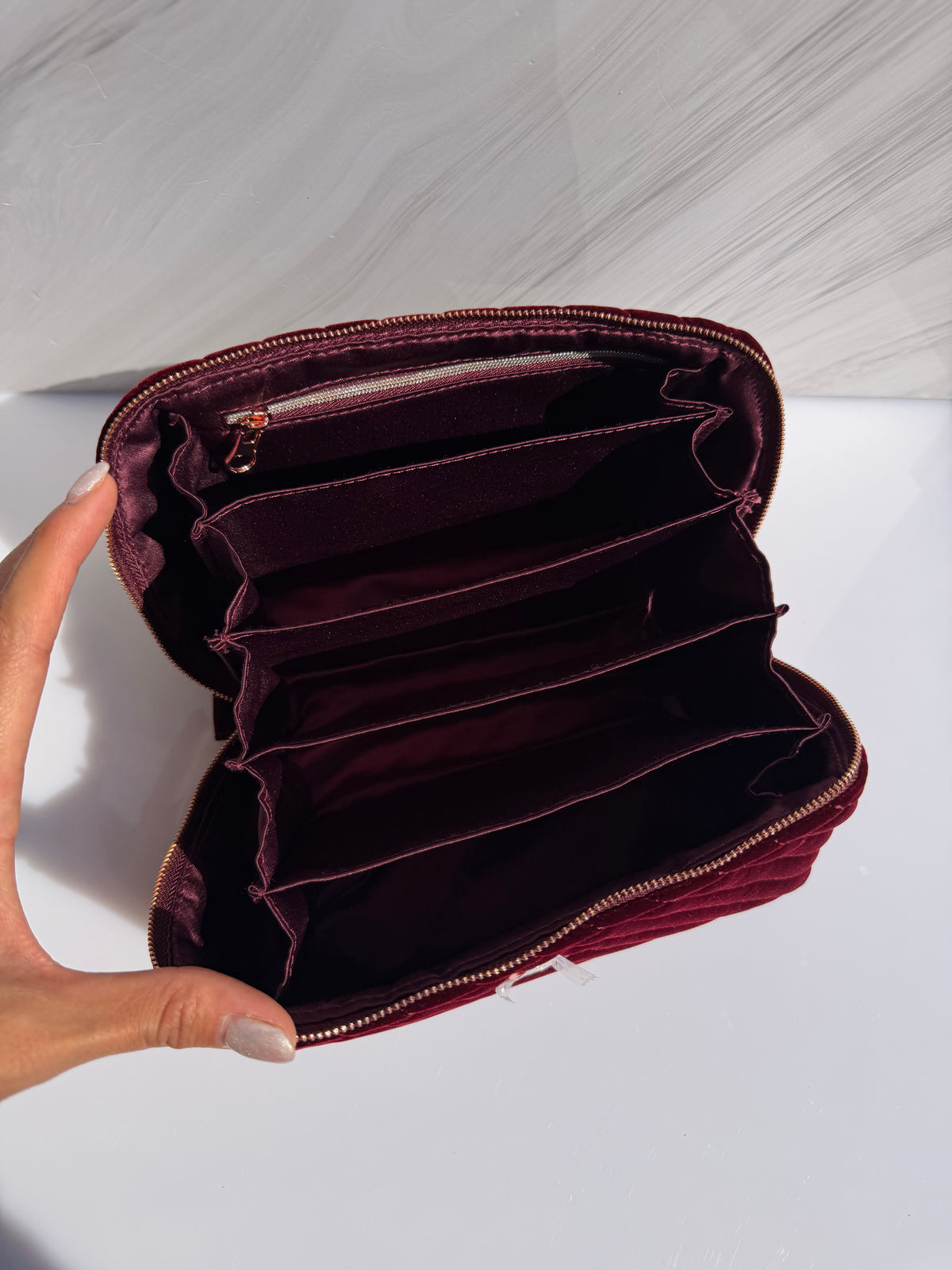 MAKEUP BAG OF DREAMS - Charlotte Tilbury Cosmetiquera