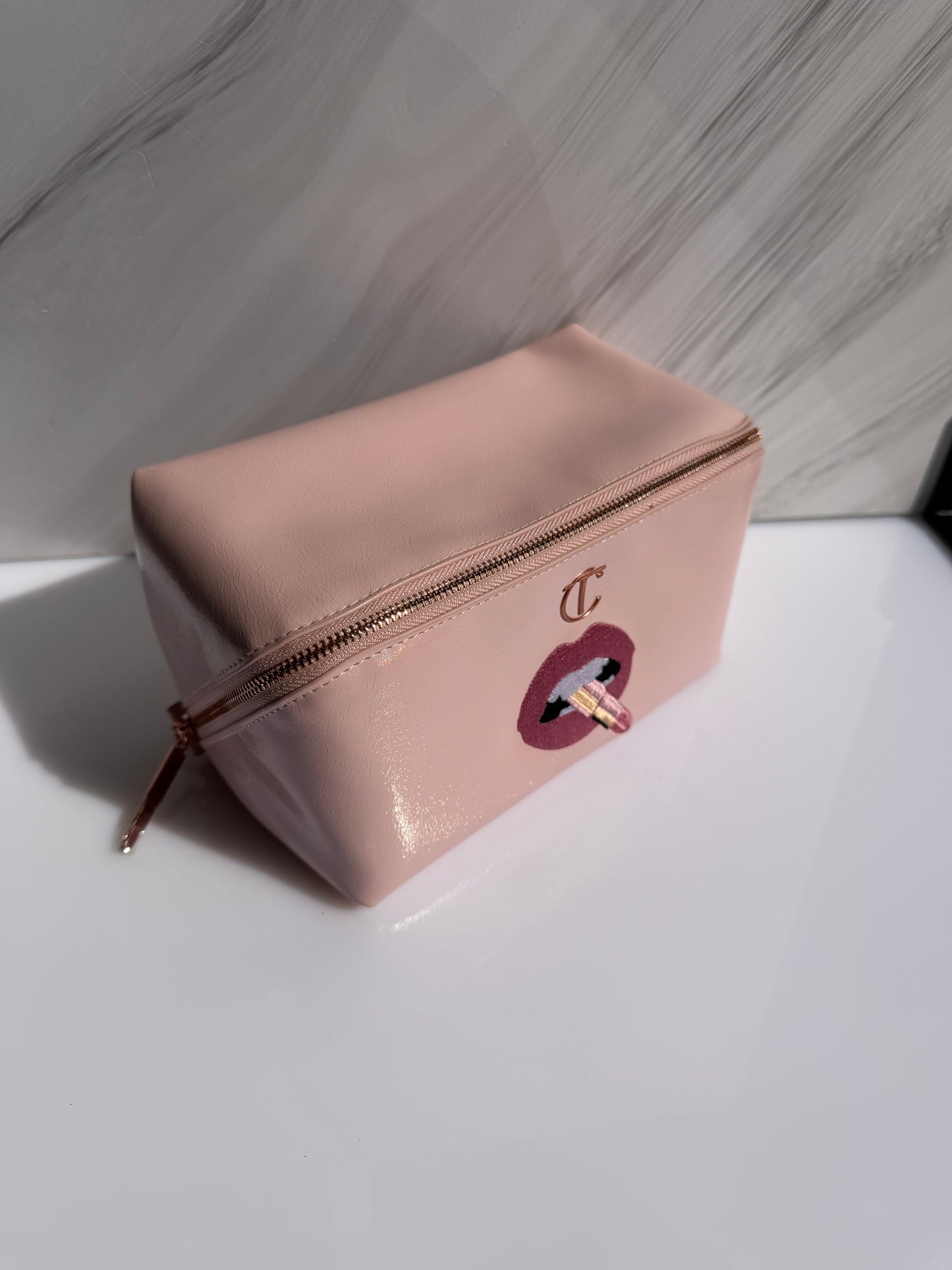 Cosmetiquera Charlotte Tilbury- Edición Limitada Makeup bag