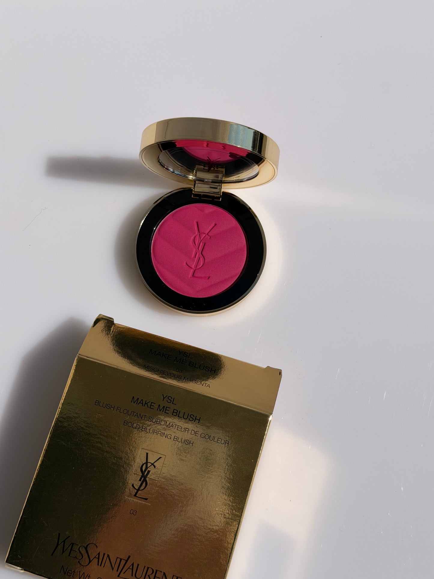 Make me Blush 24H Biuldable Blurring Powder Blush YSL- 03 MISCHIEVOUS MAGETA
