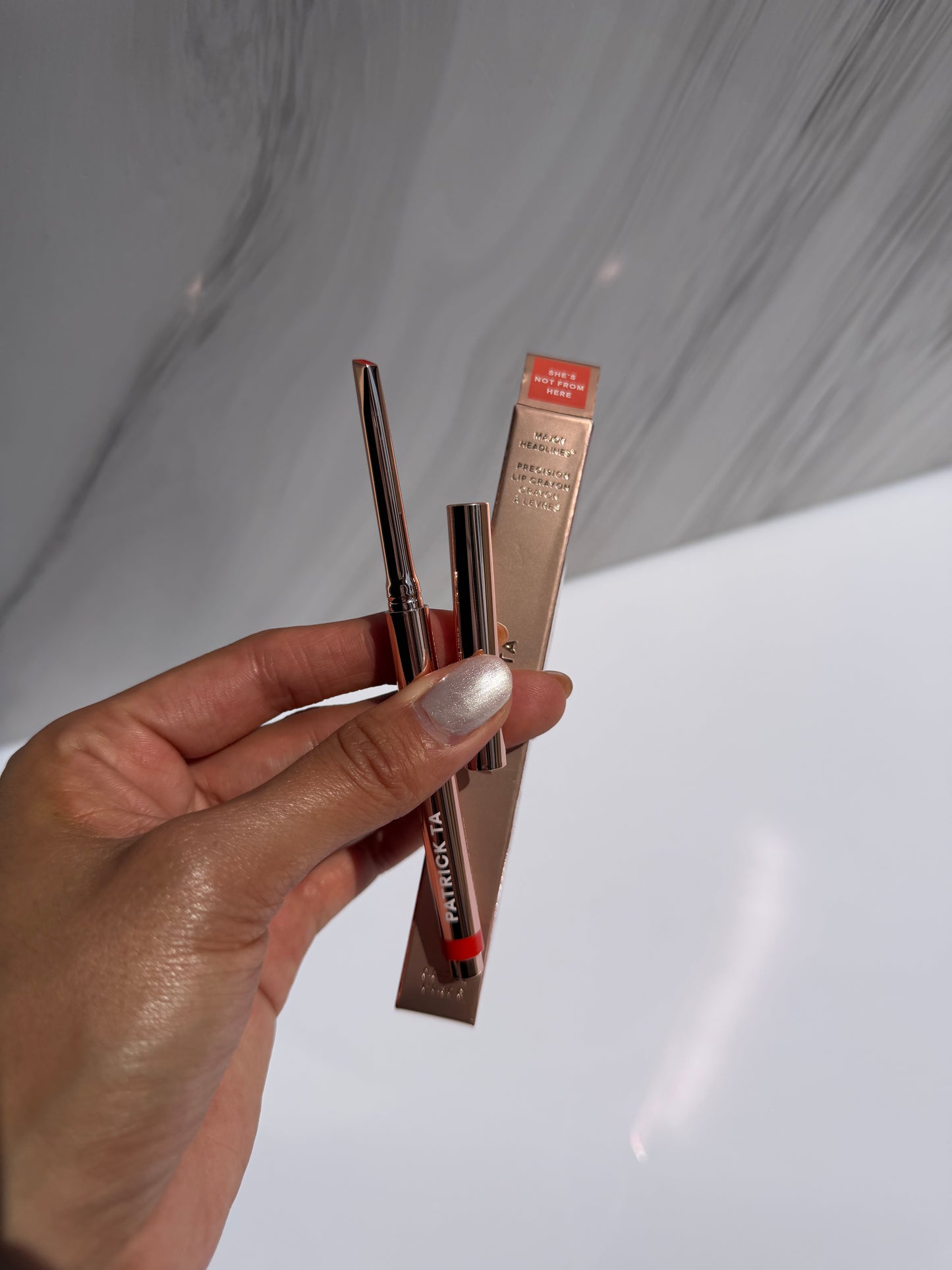 PATRICK TA Major Headlines Precision Lip Crayon Tono- She’s Not From Here