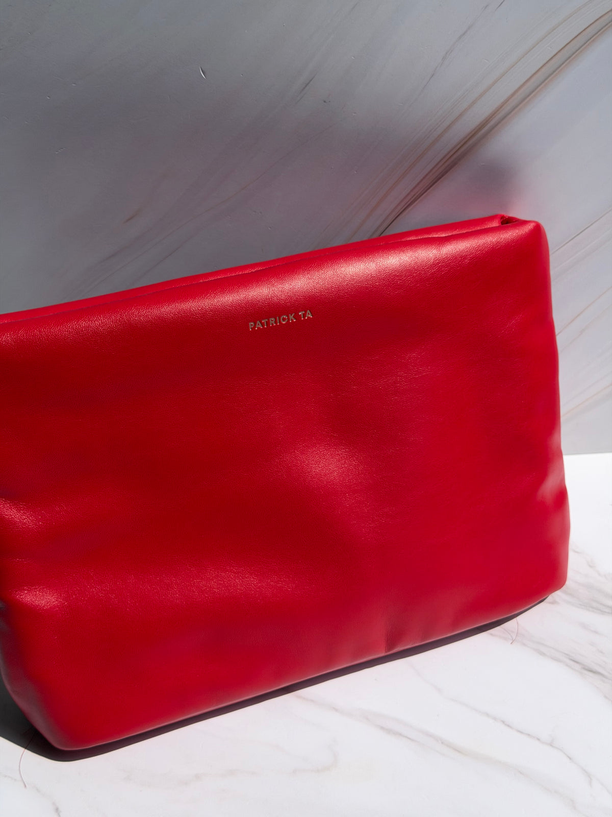 Puffer Clutch Rojo Patrick Ta