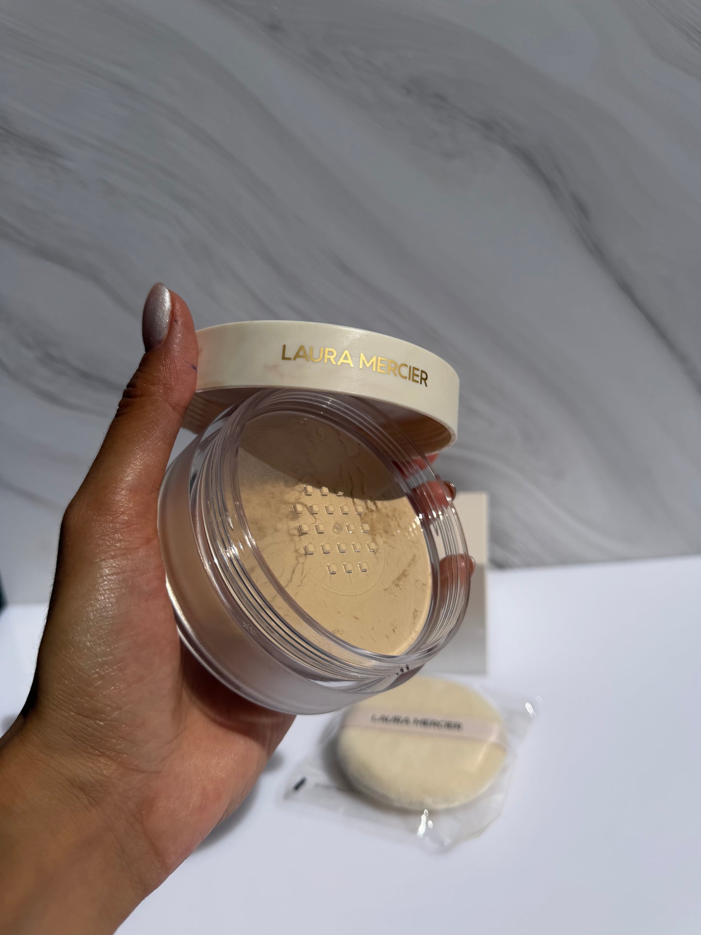 Laura Mercier Ultra-Blur Talc-Free Longwearing Translucent Loose Setting Powder JUMBO - TRANSLUCENT