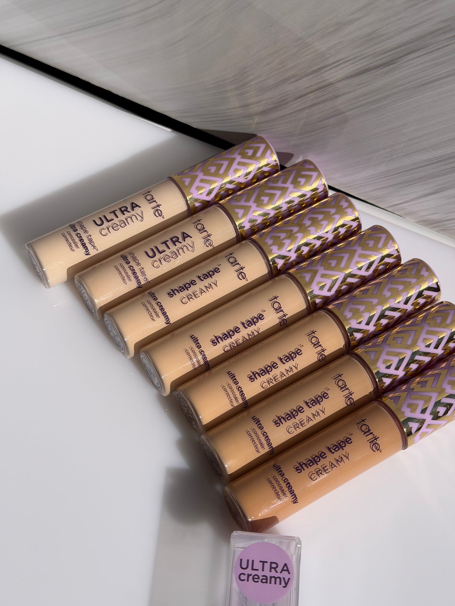 Shape Tape Ultra Creamy Concealer Tarte