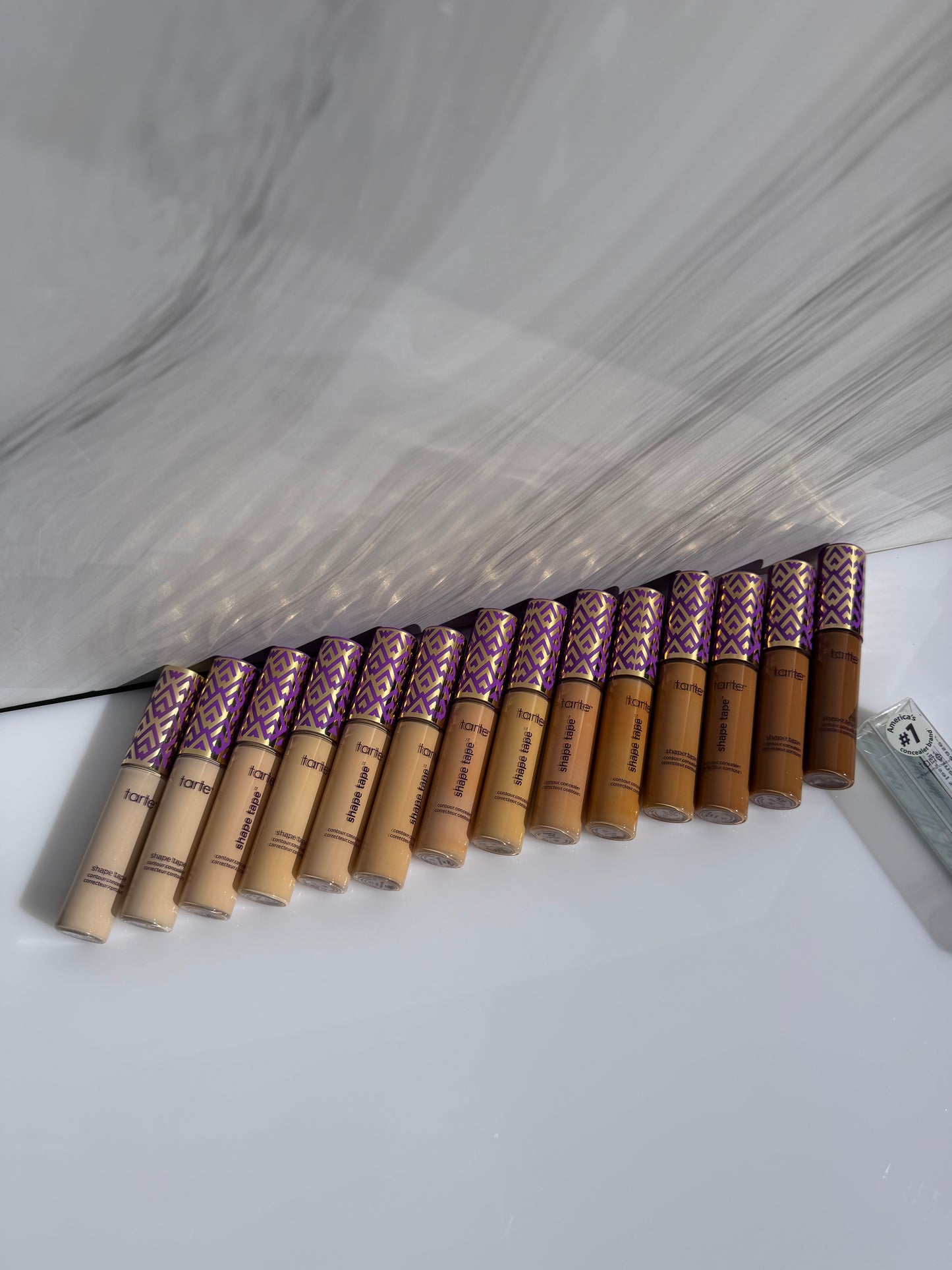 Shape Tape Corrector Tarte
