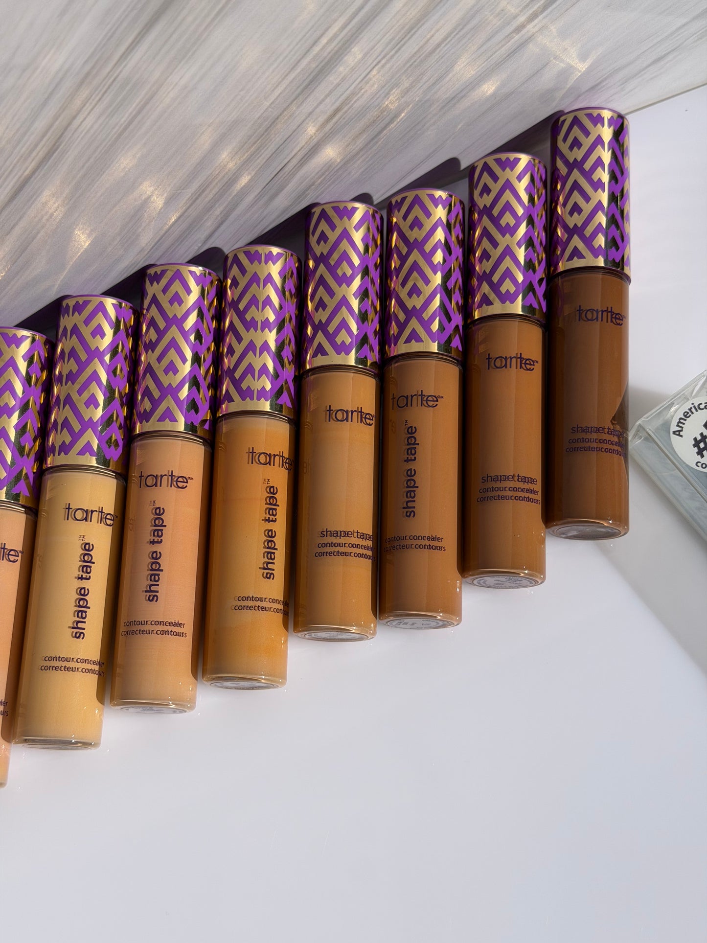 Shape Tape Corrector Tarte
