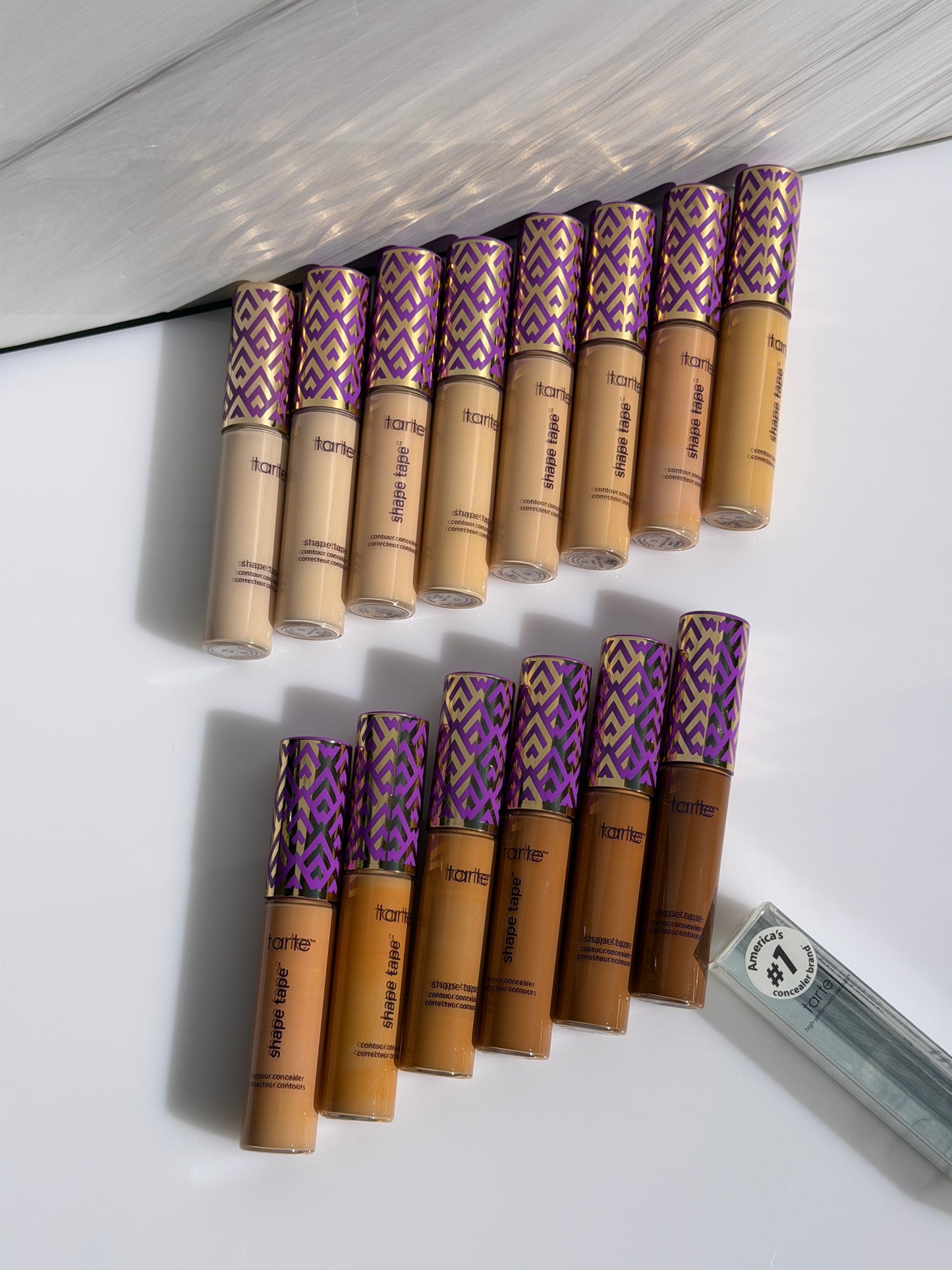 Shape Tape Corrector Tarte
