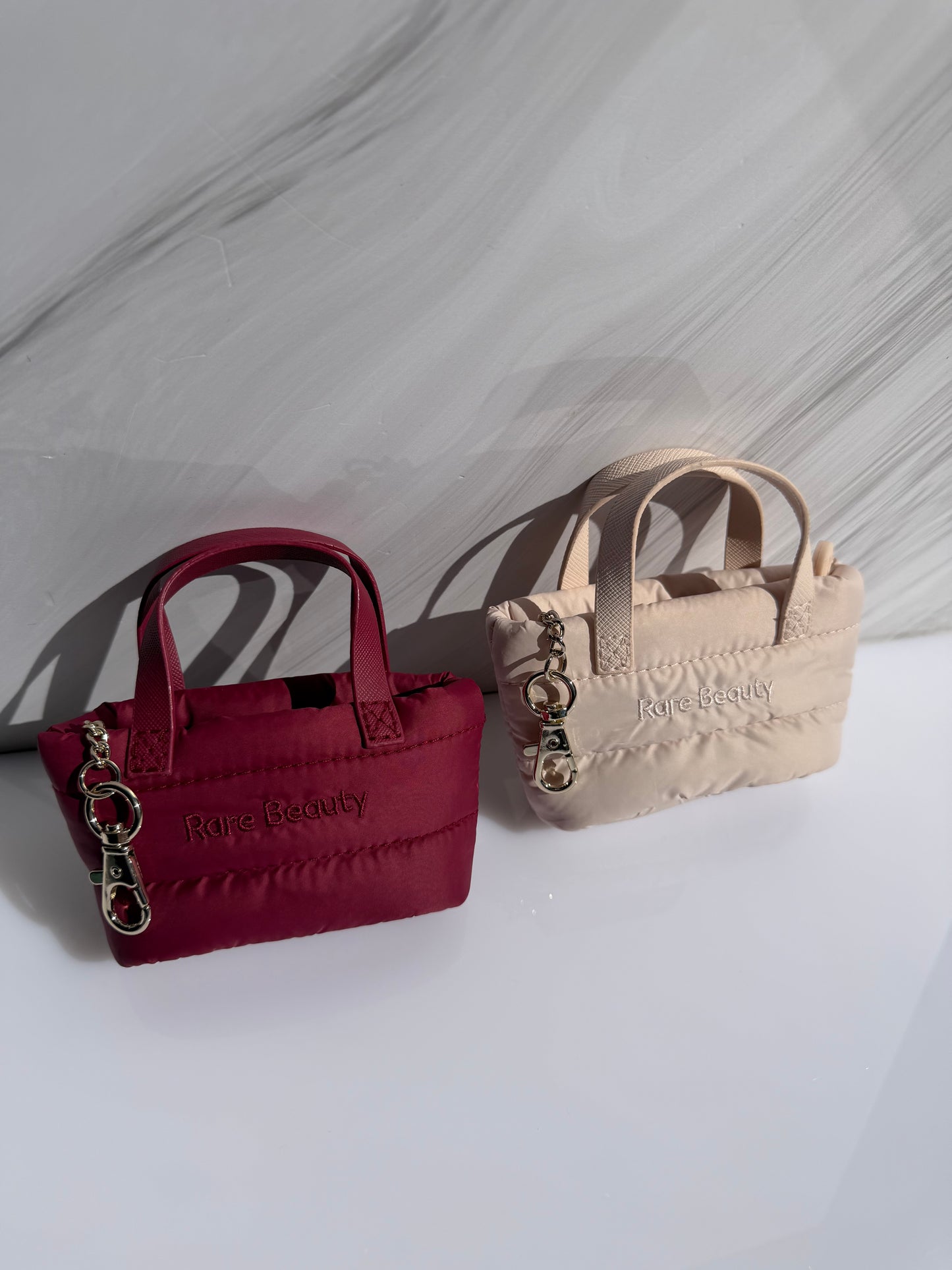 Mini Puffy Bag Rare Beauty MERLOT