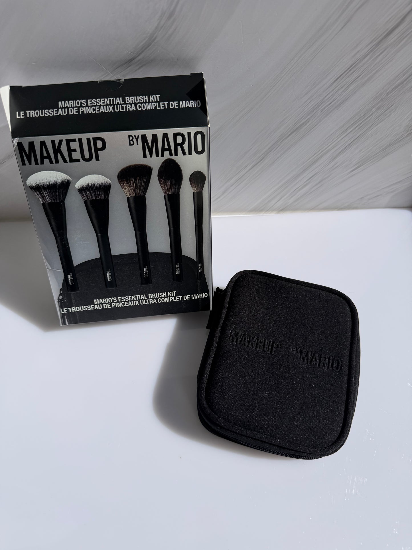 MAKEUP BY MARIO -Mario's Essential Cosmetic Brush Set