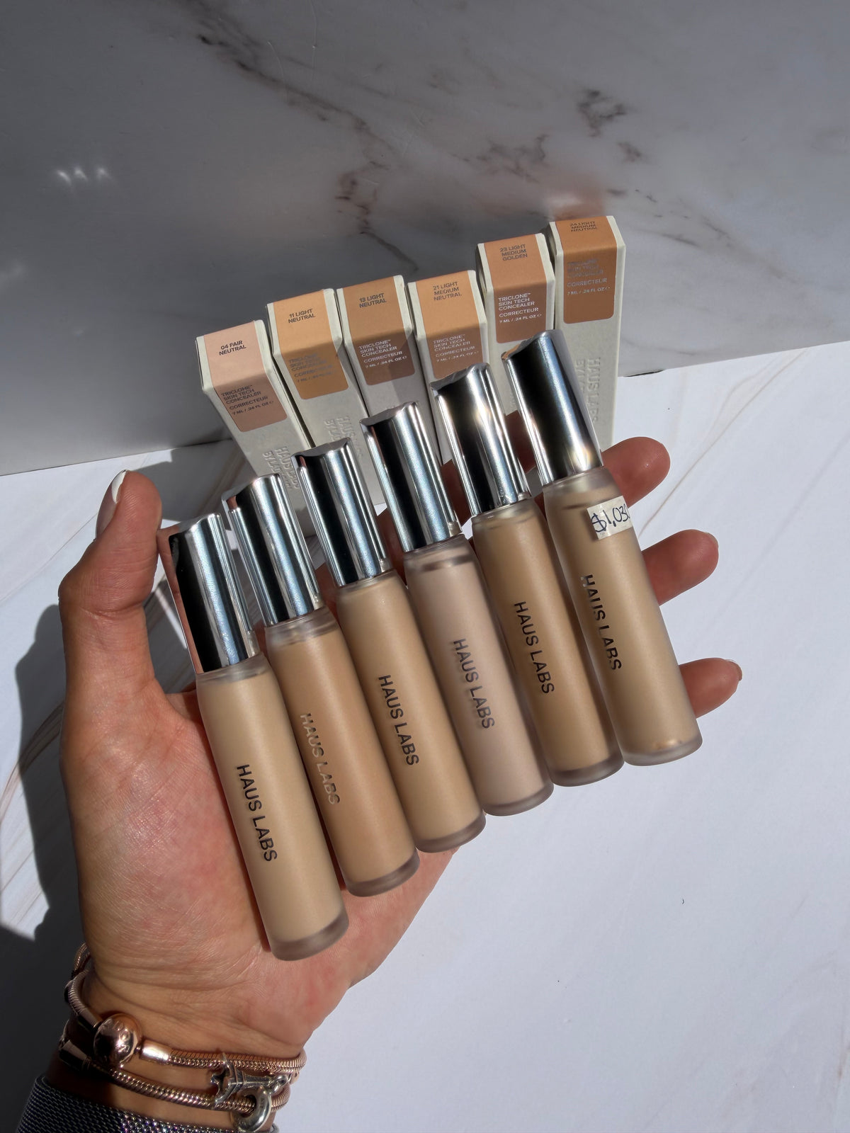 Haus labs -Triclone™ Skin Tech Concealer