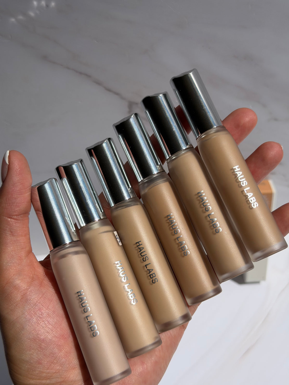 Haus labs -Triclone™ Skin Tech Concealer