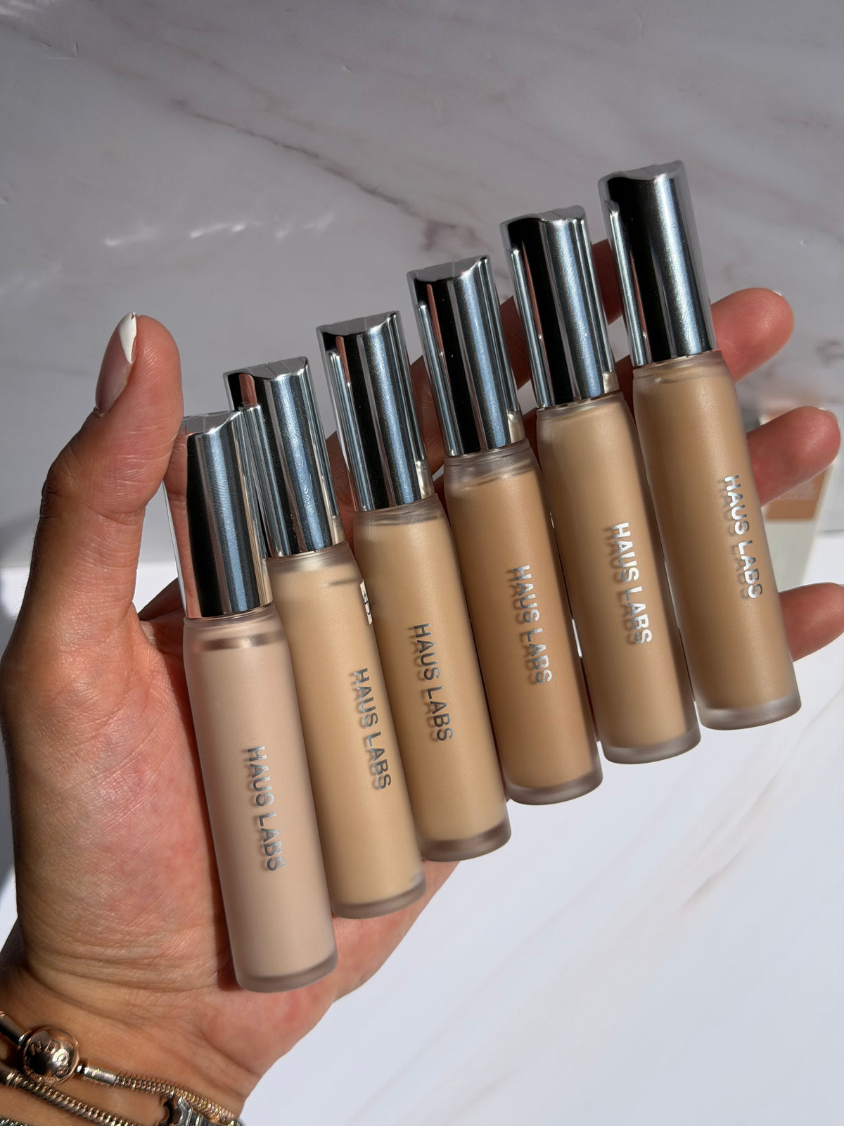 Haus labs -Triclone™ Skin Tech Concealer