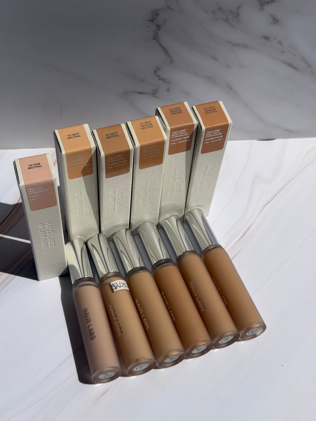 Haus labs -Triclone™ Skin Tech Concealer