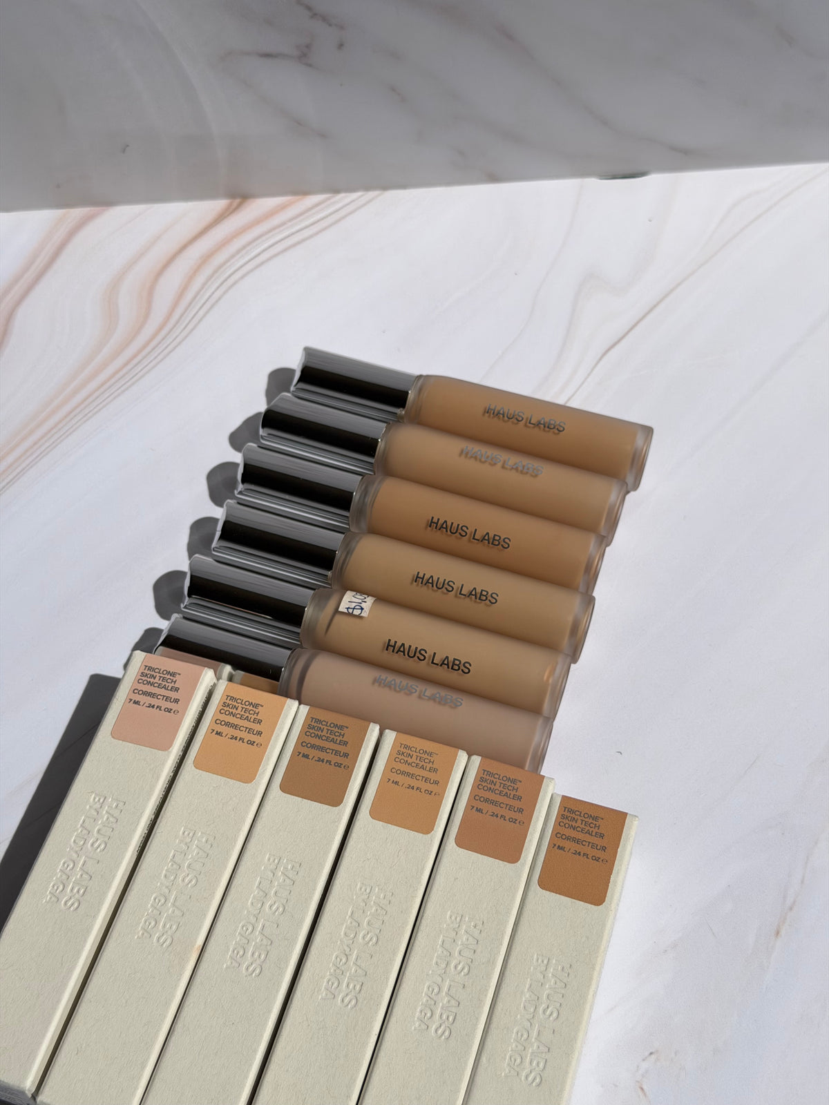 Haus labs -Triclone™ Skin Tech Concealer
