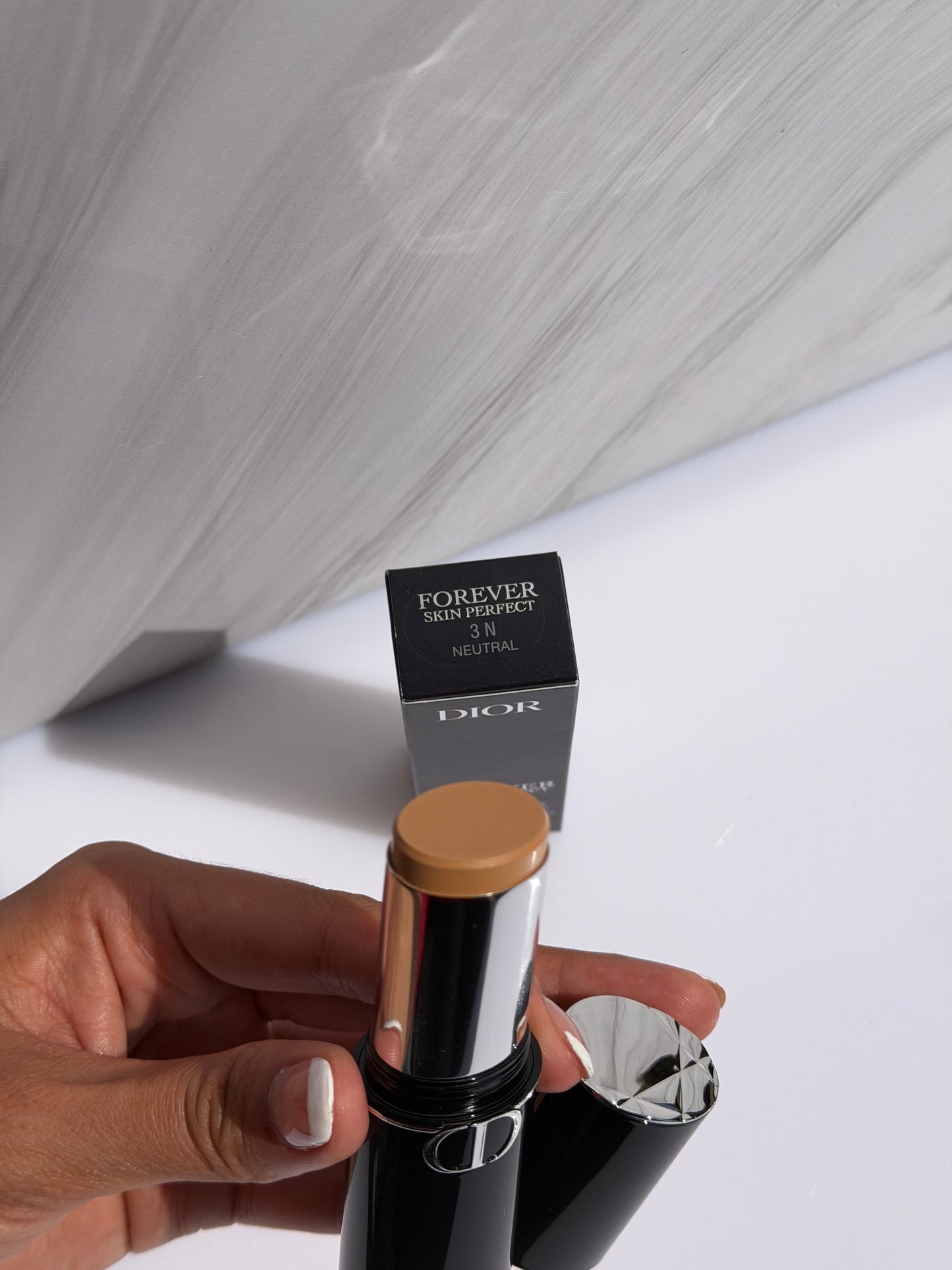 DIOR Forever Skin Perfect 24H Multi-Use Foundation Stick Tono- 3 N