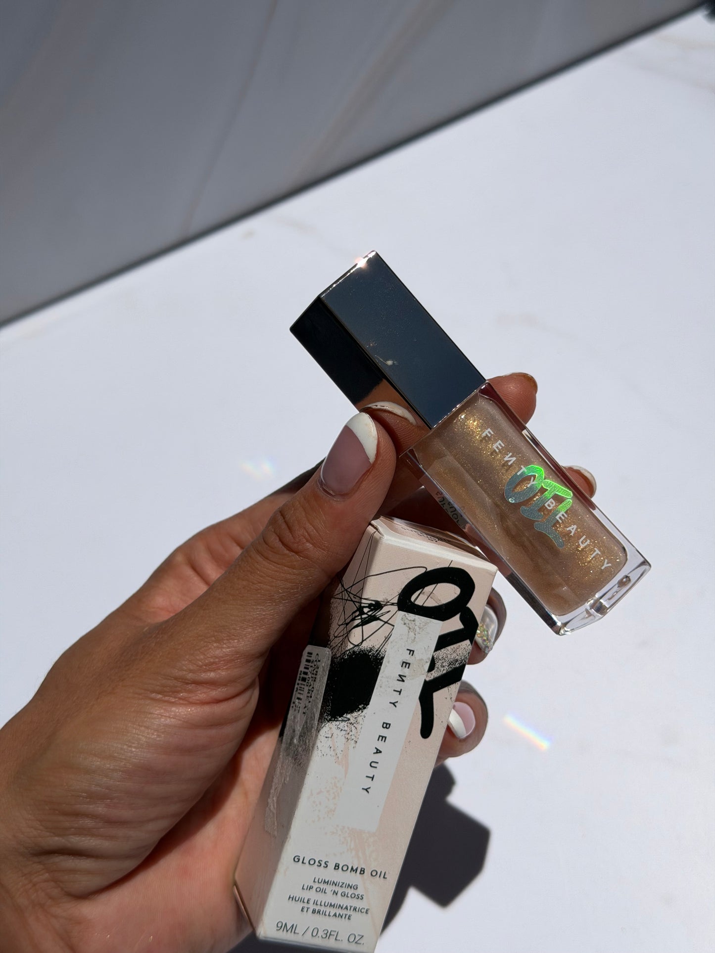 Fenty Beauty by Rihanna-Gloss Bomb Oil Luminizing Lip Oil 'N Gloss