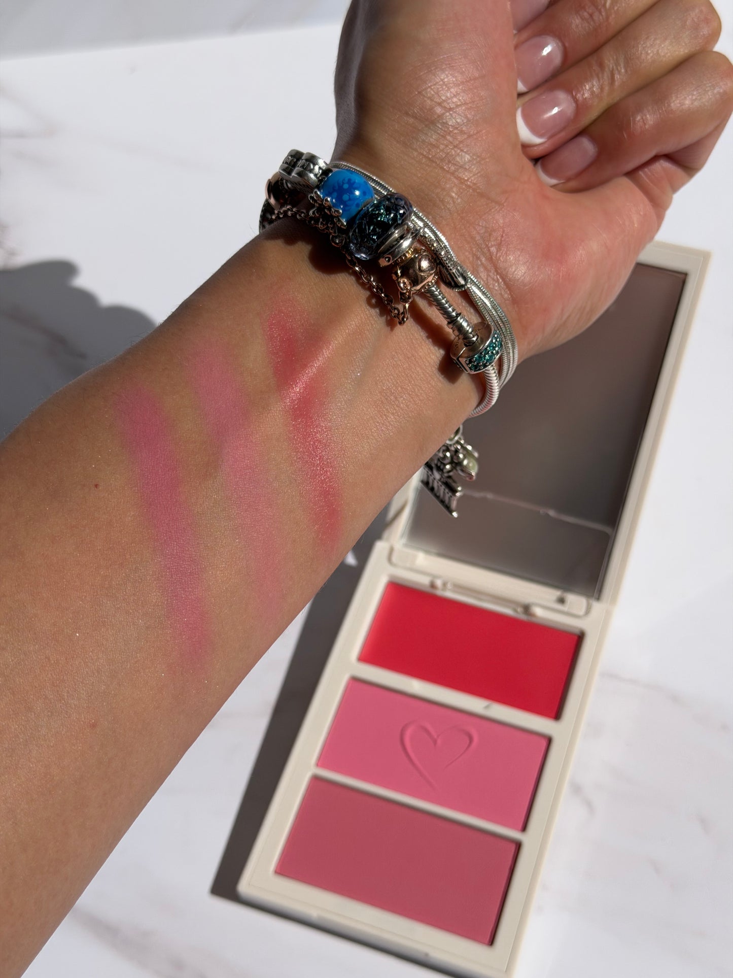 Pinky’s Blush Trio Rosy McMichael- Trio de rubores Rosy