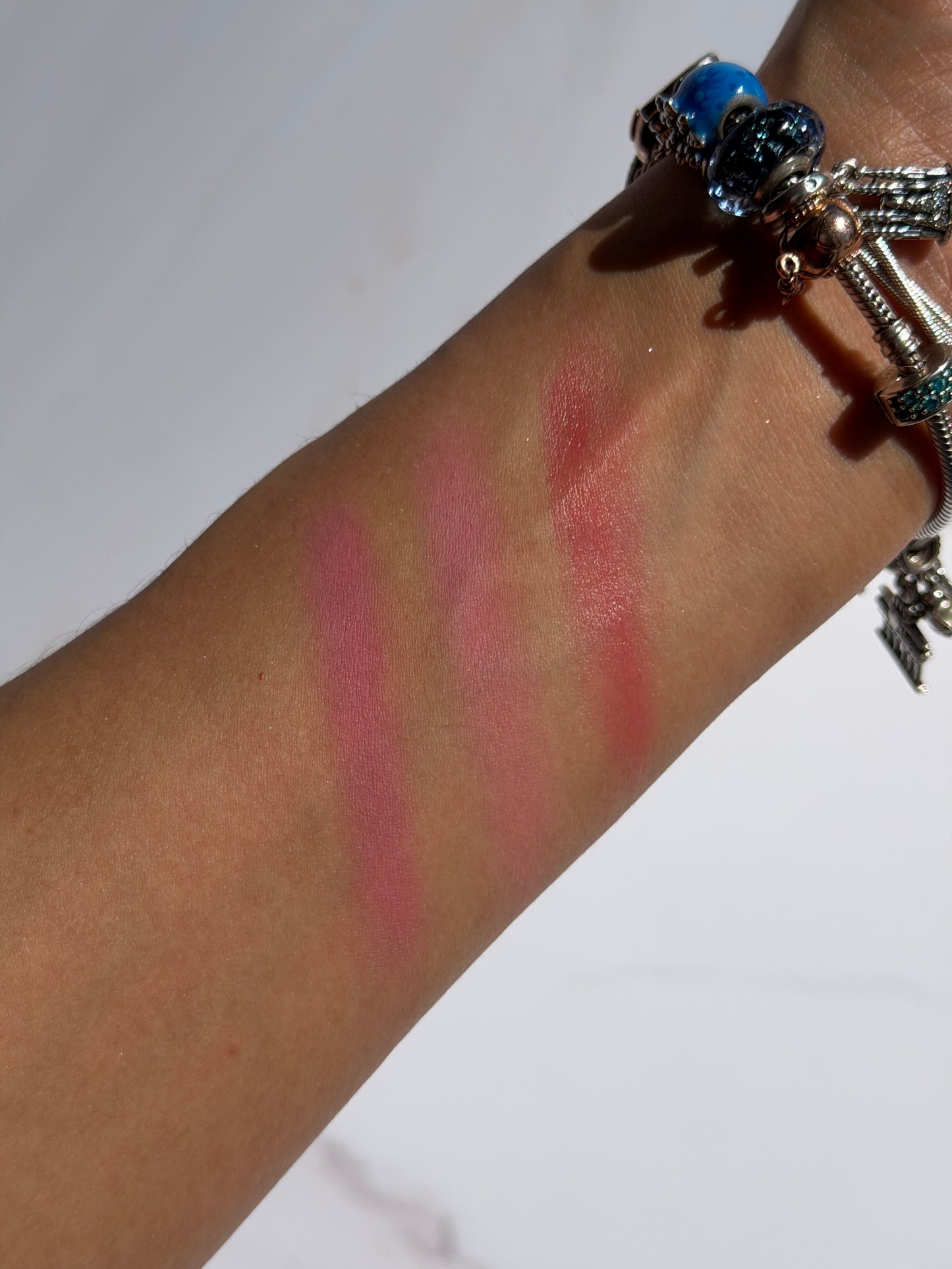 Pinky’s Blush Trio Rosy McMichael- Trio de rubores Rosy
