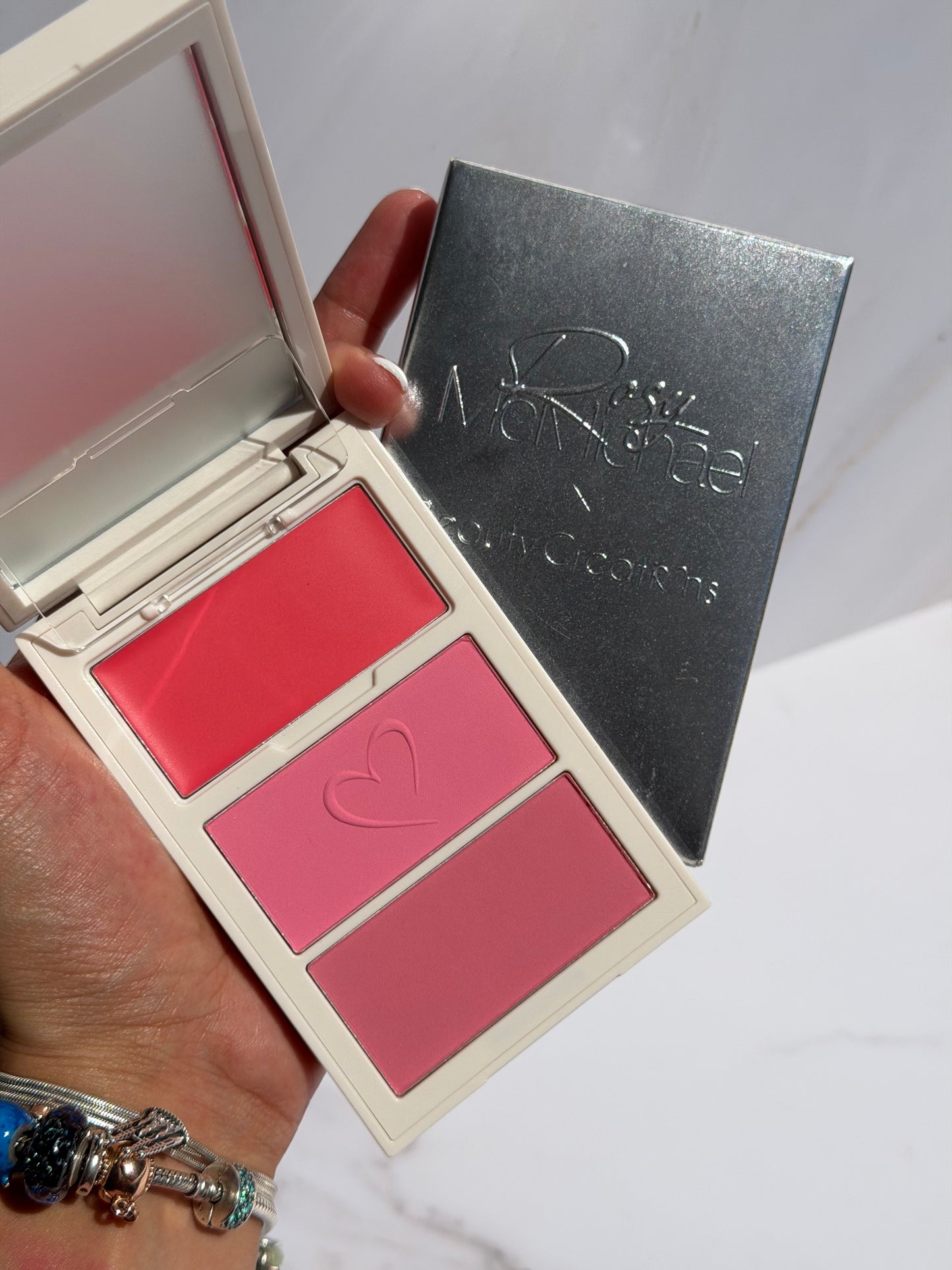 Pinky’s Blush Trio Rosy McMichael- Trio de rubores Rosy