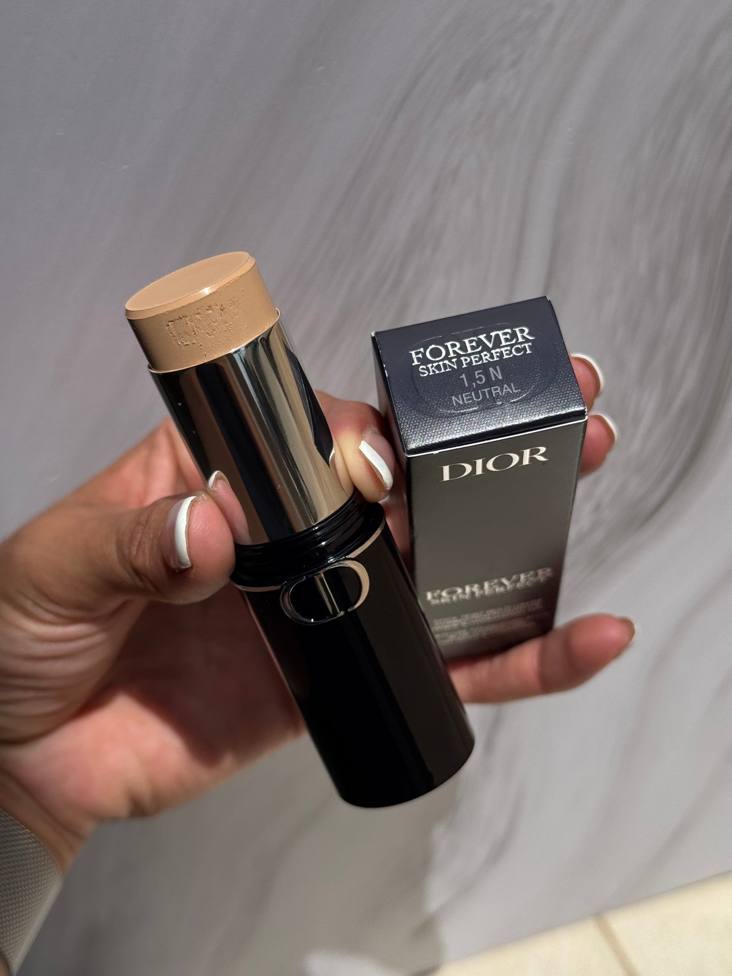 Forever Skin Perfect 24H Multi-Use Foundation Stick- Dior tono 1.5 N Neutral