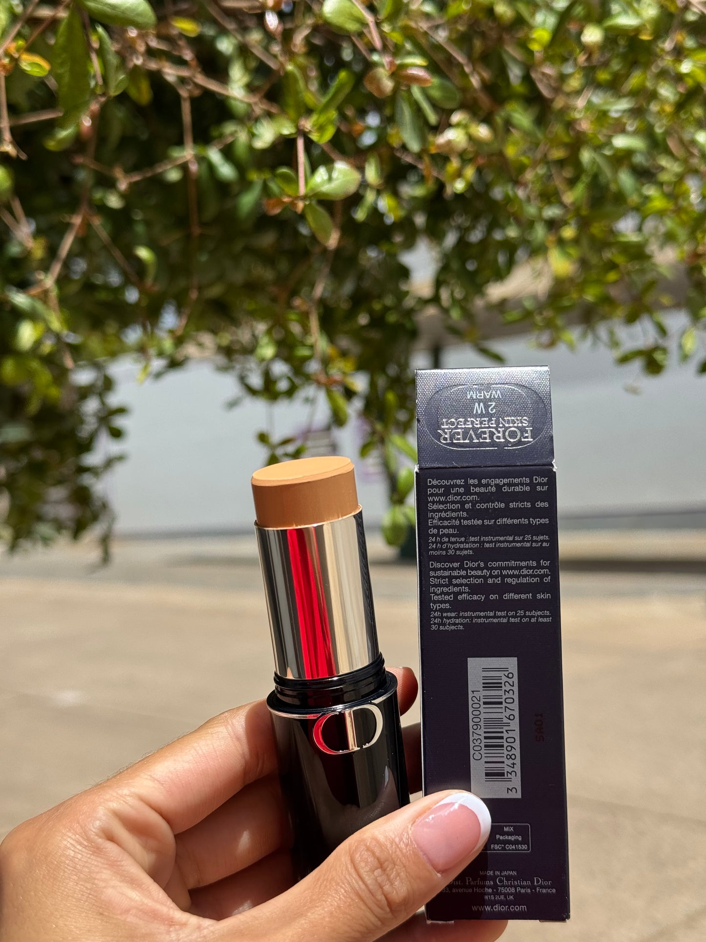 Forever Skin Perfect 24H Multi-Use Foundation Stick- Dior tono 2W Warm