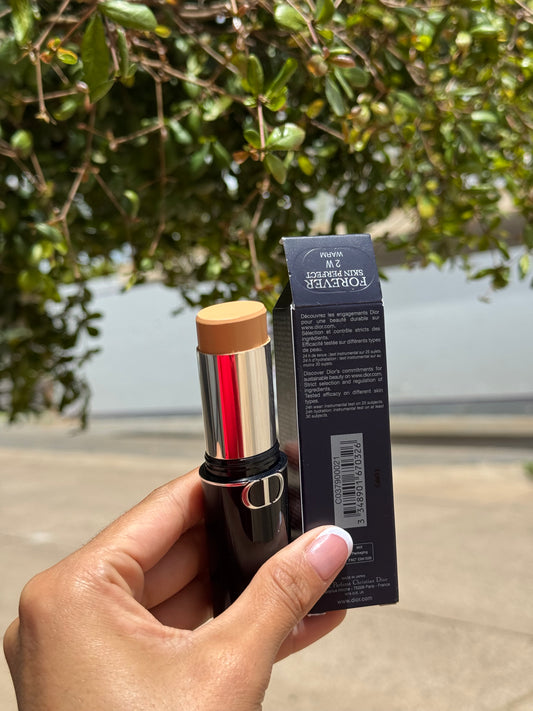 Forever Skin Perfect 24H Multi-Use Foundation Stick- Dior tono 2W Warm