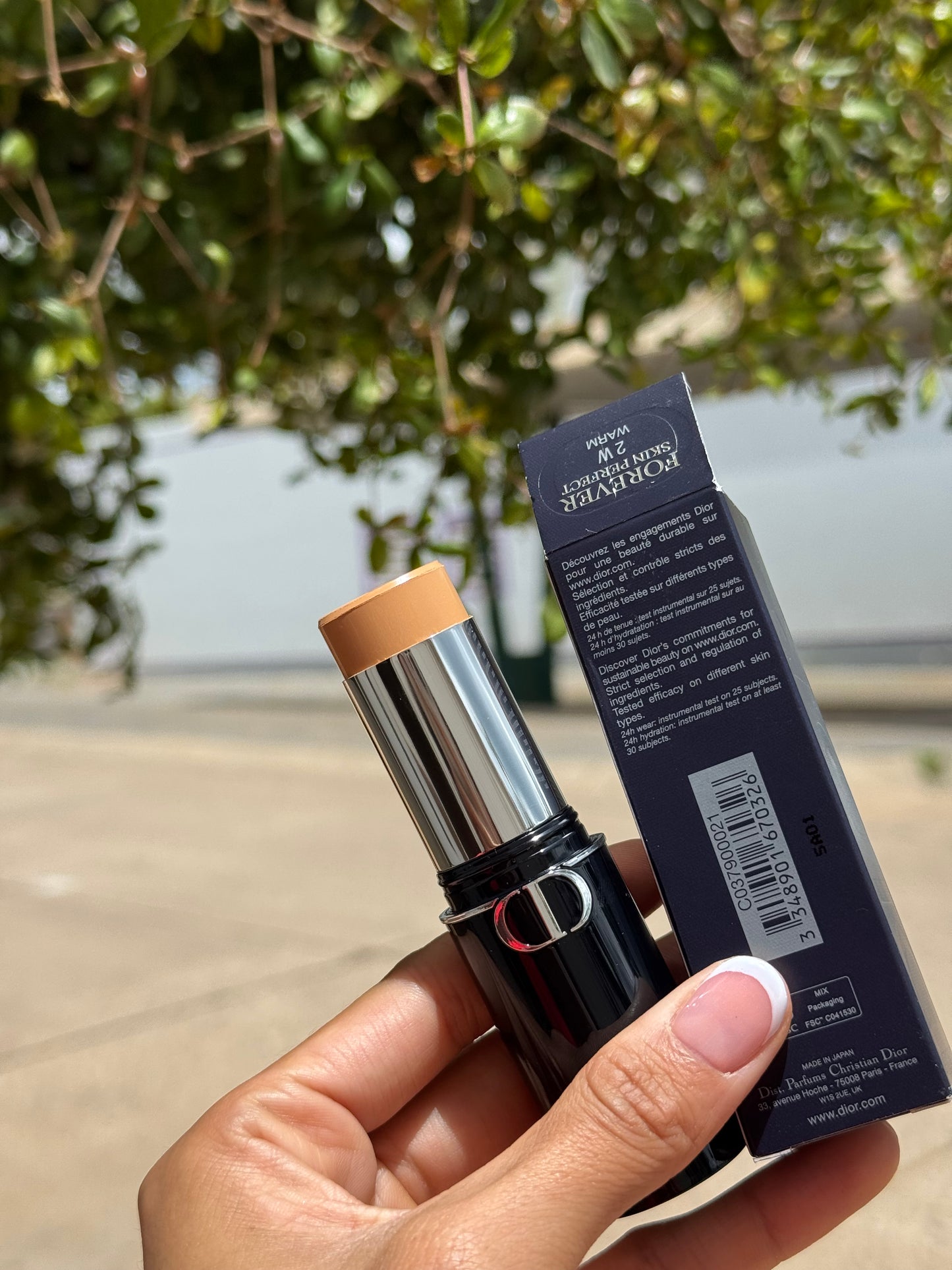 Forever Skin Perfect 24H Multi-Use Foundation Stick- Dior tono 2W Warm