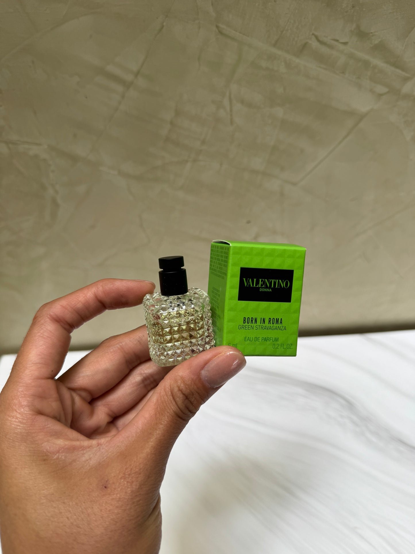 MINI Valentino Donna Born in Roma Green Stravaganza Eau de Parfum with Vanilla & Tea Accord 6ml