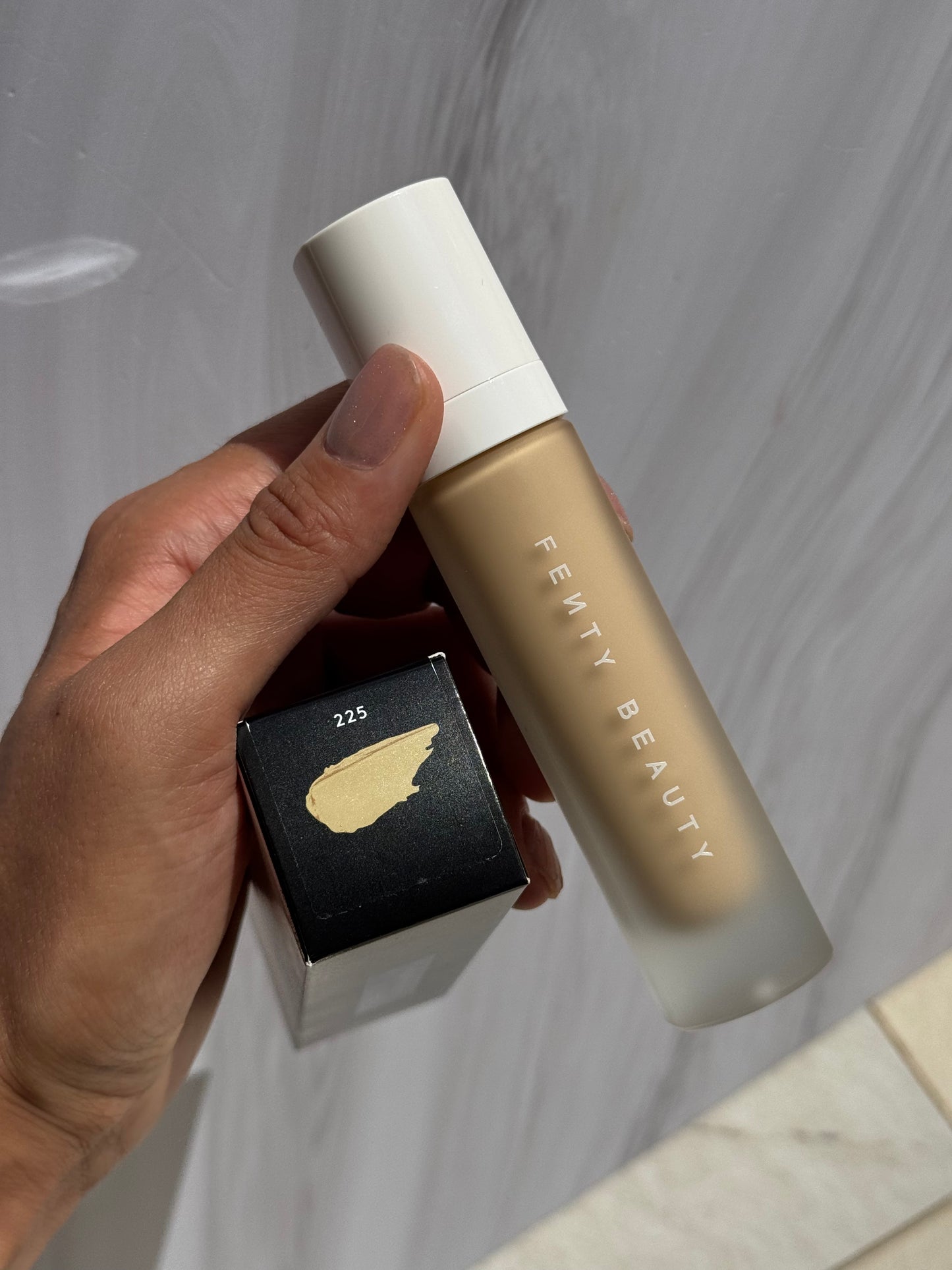 Fenty Beauty by Rihanna Pro Filt’r Soft Matte Longwear Liquid Foundation