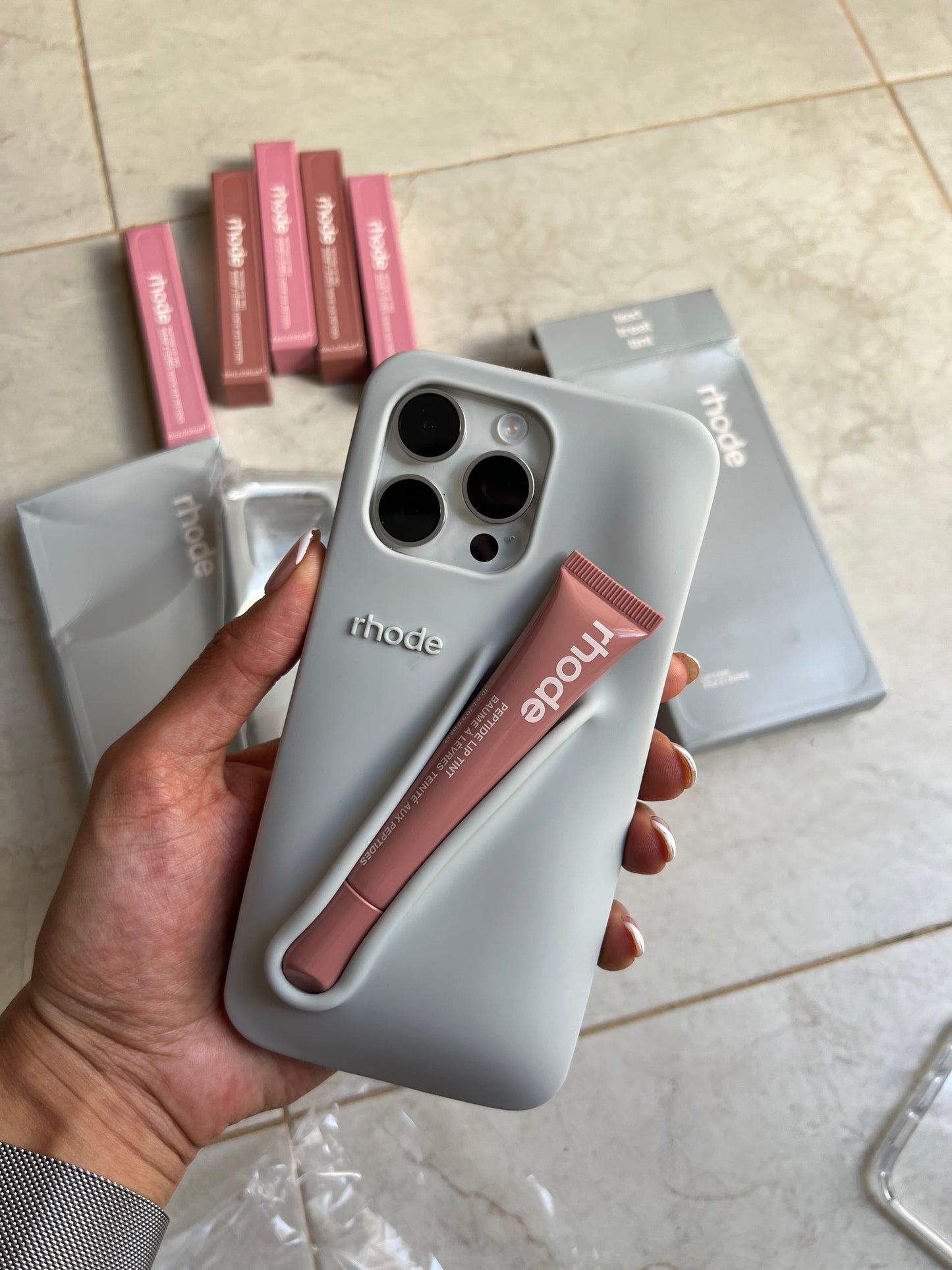 Lip Case Rhode GRIS IPhone 15 Pro Max