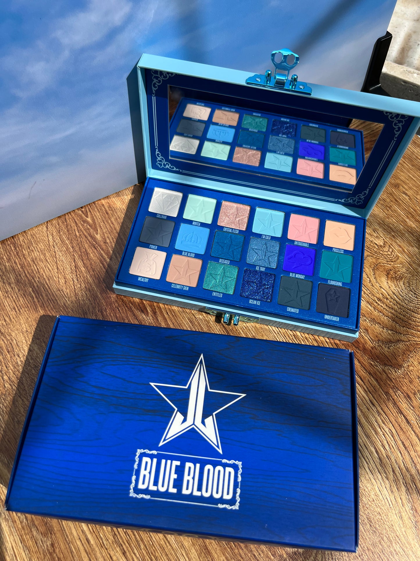 Blue Blood palette NF Cosmetics